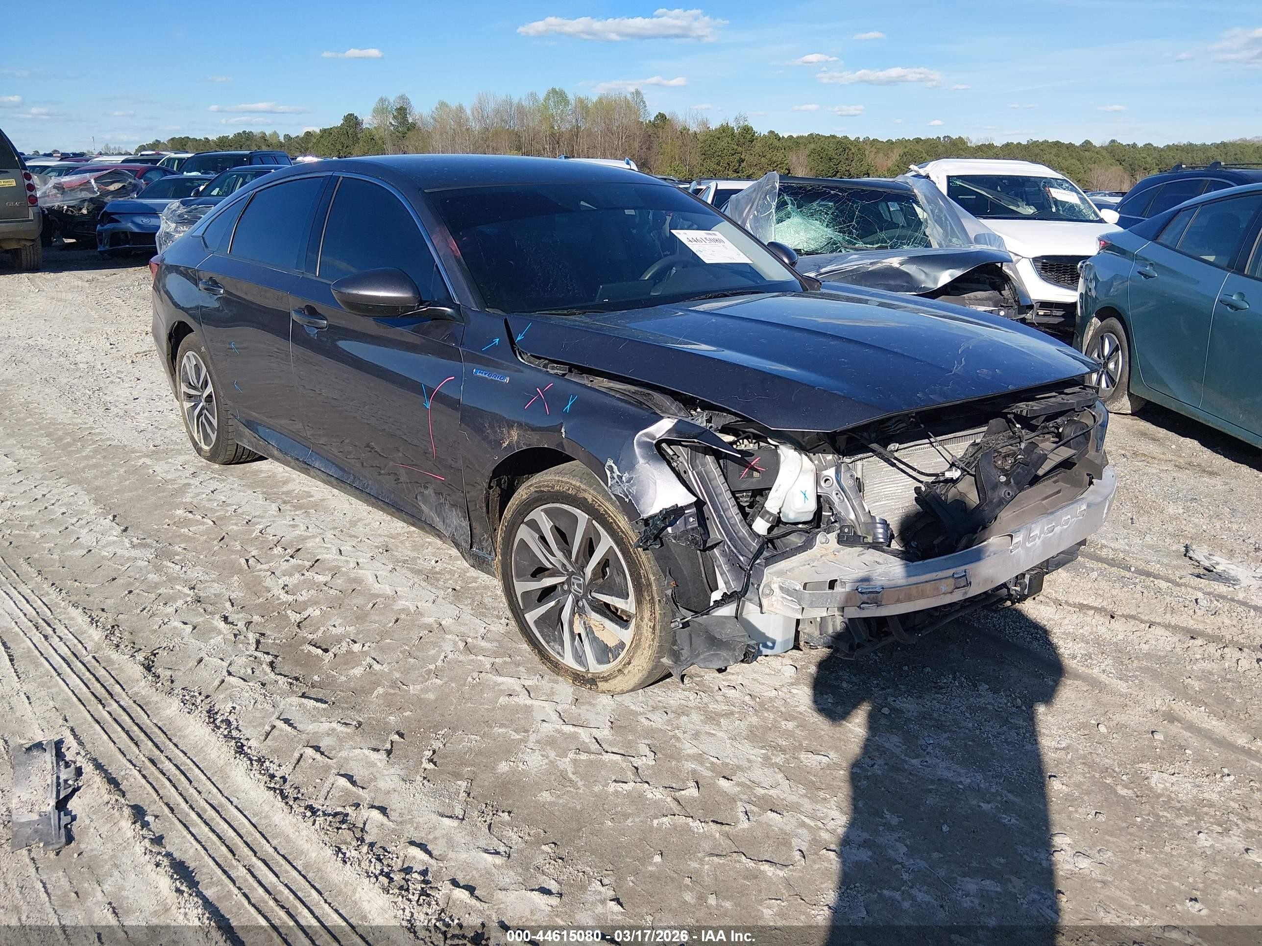 2022 Honda Accord, VIN 1HGCV3F15NA006556 — Front end