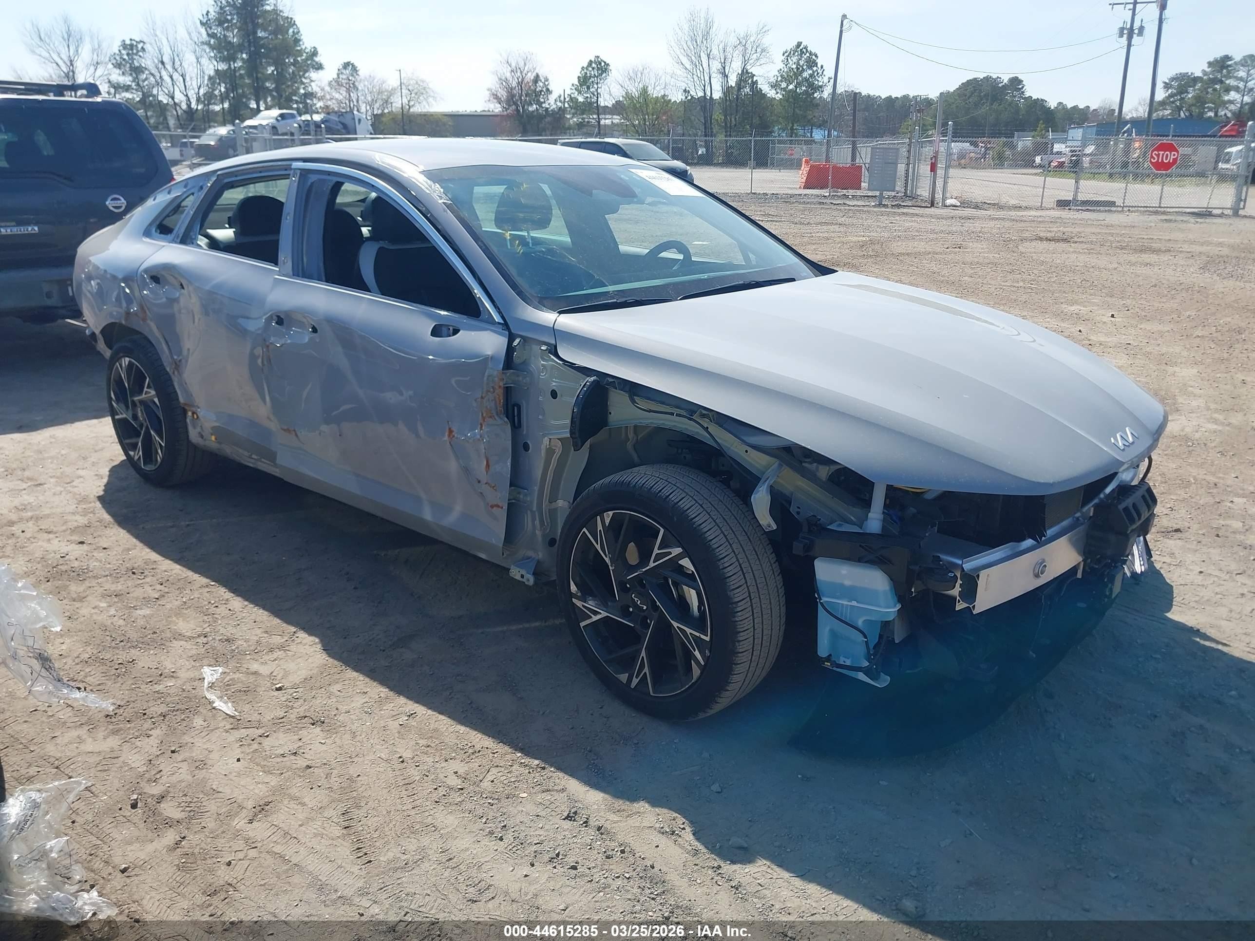 2025 Kia K5 GT-Line, VIN KNAG64J77S5312738 — Side