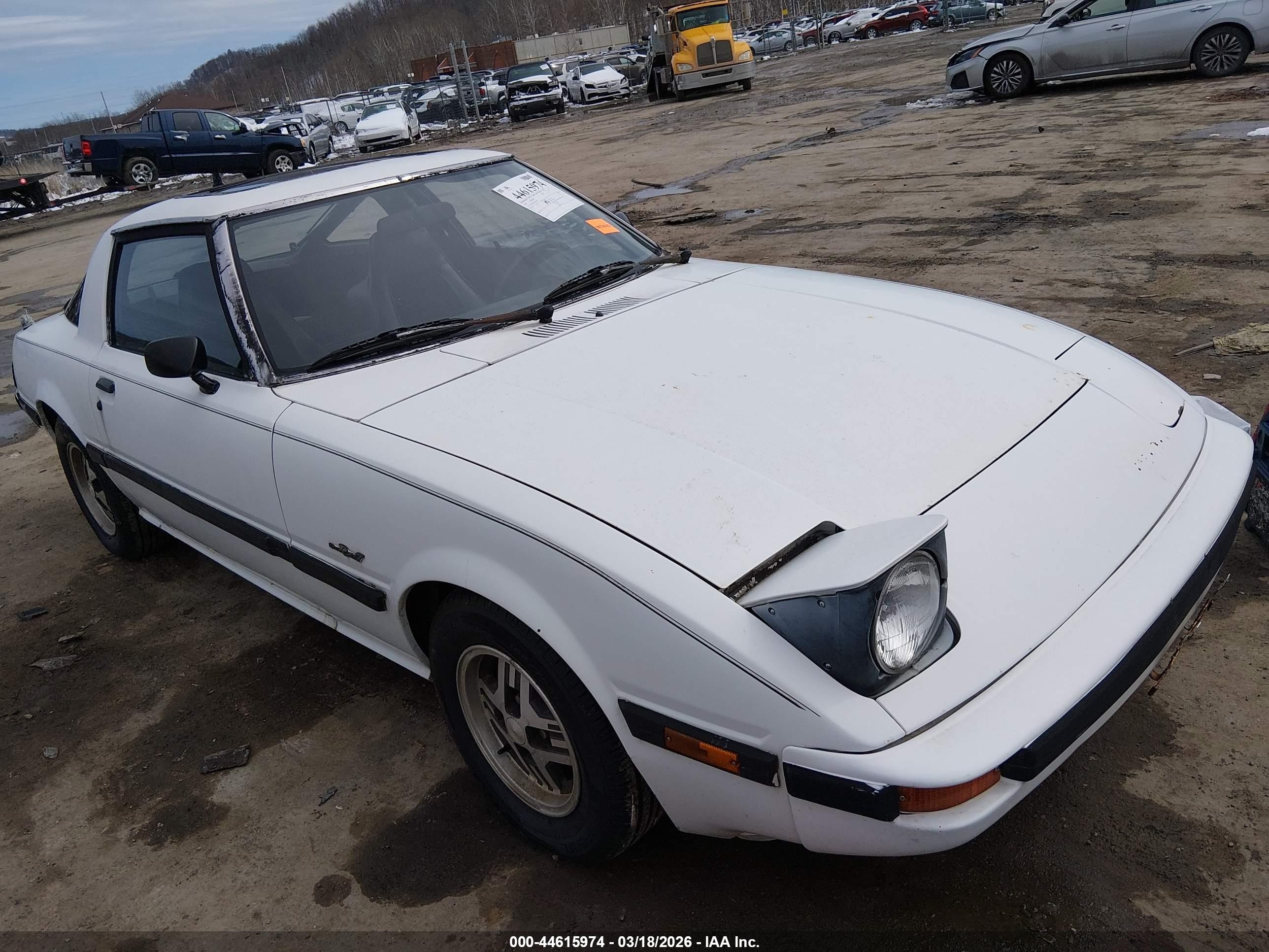 1982 Mazda RX-7 GS, VIN JM1FB3318C0653464 — Normal wear
