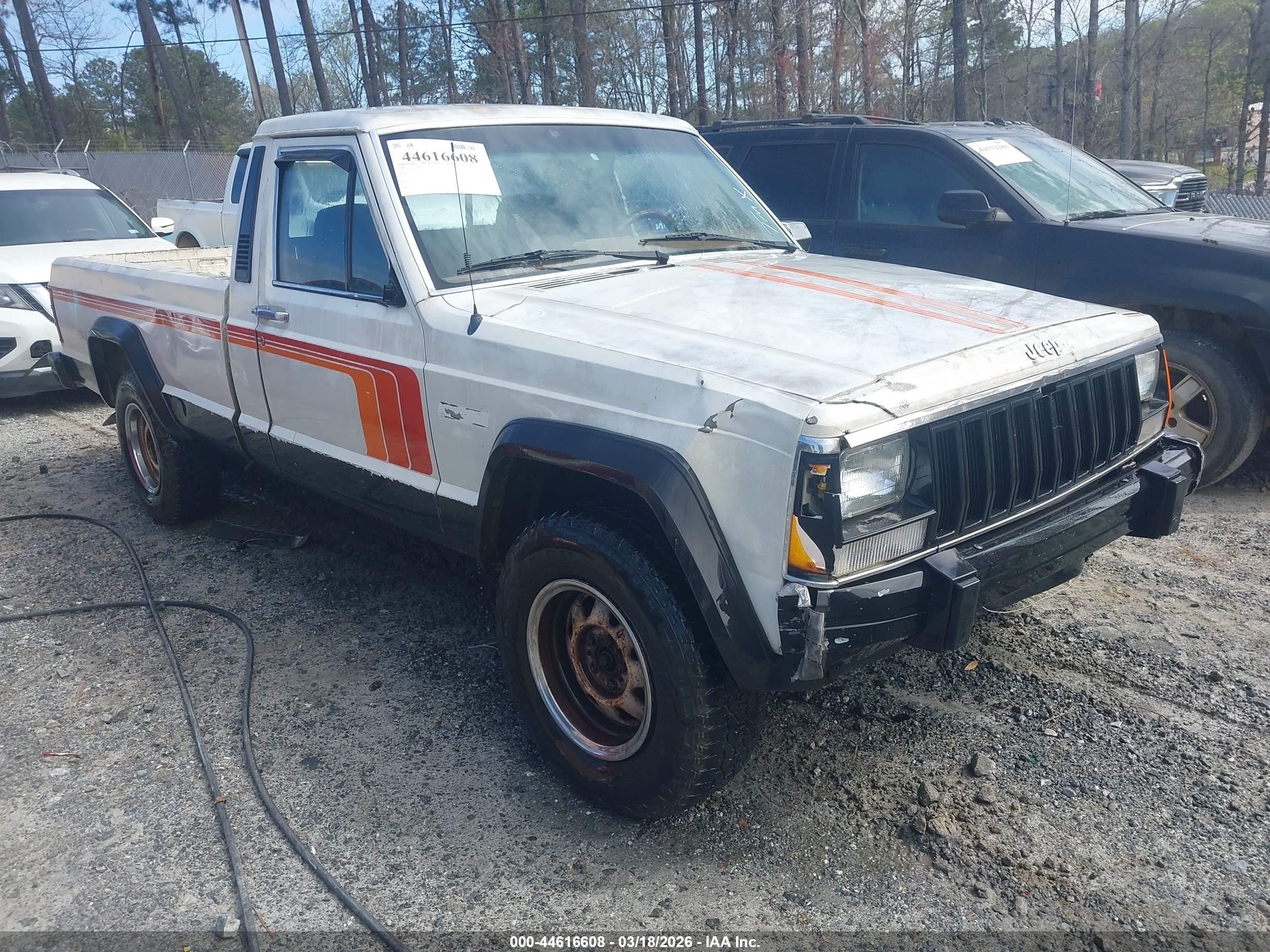 1986 Jeep Comanche, VIN 1JTWD6694GT025790 — Бок