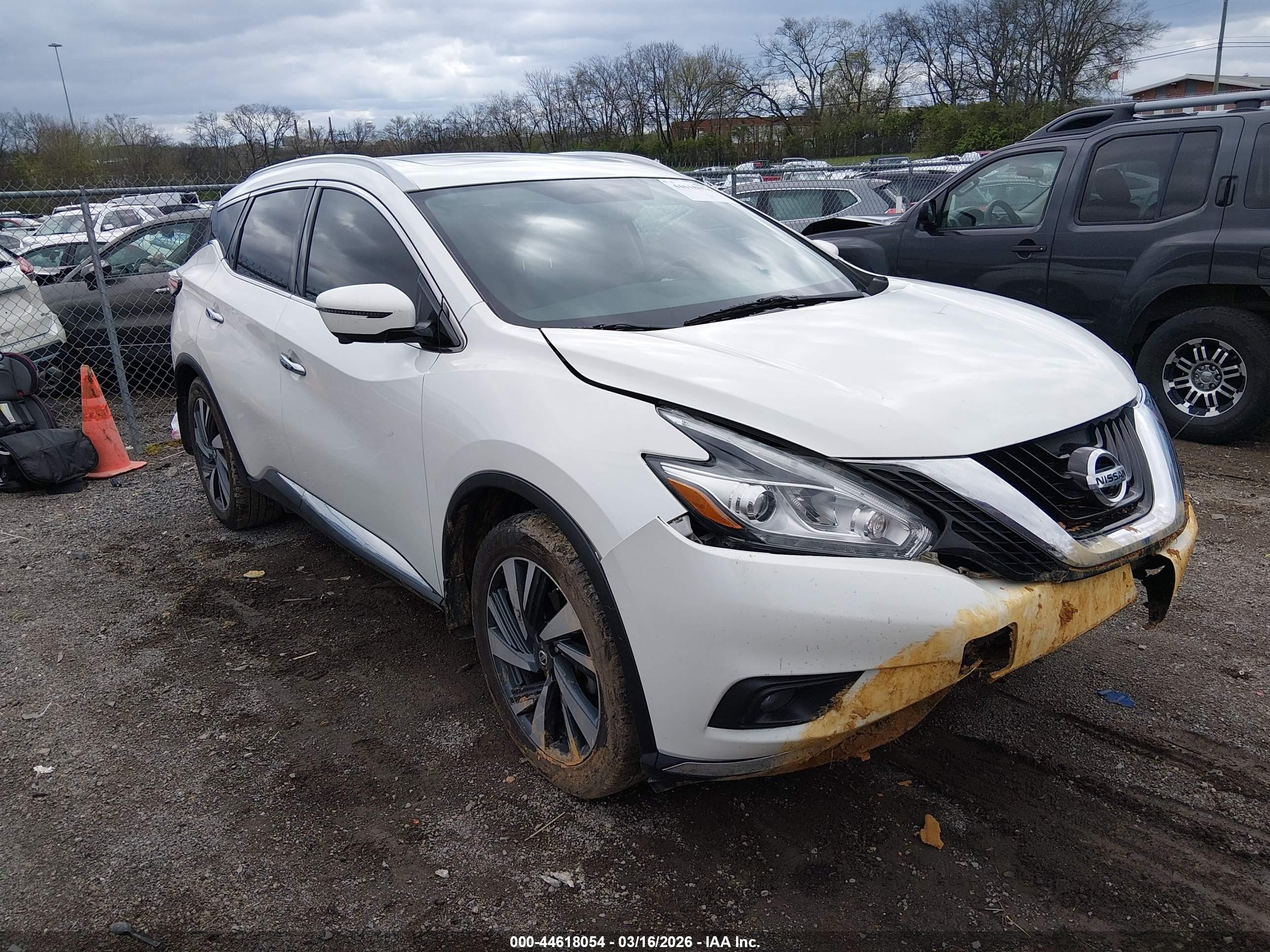 2018 Nissan Murano S, VIN 5N1AZ2MH6JN110900 — Front end