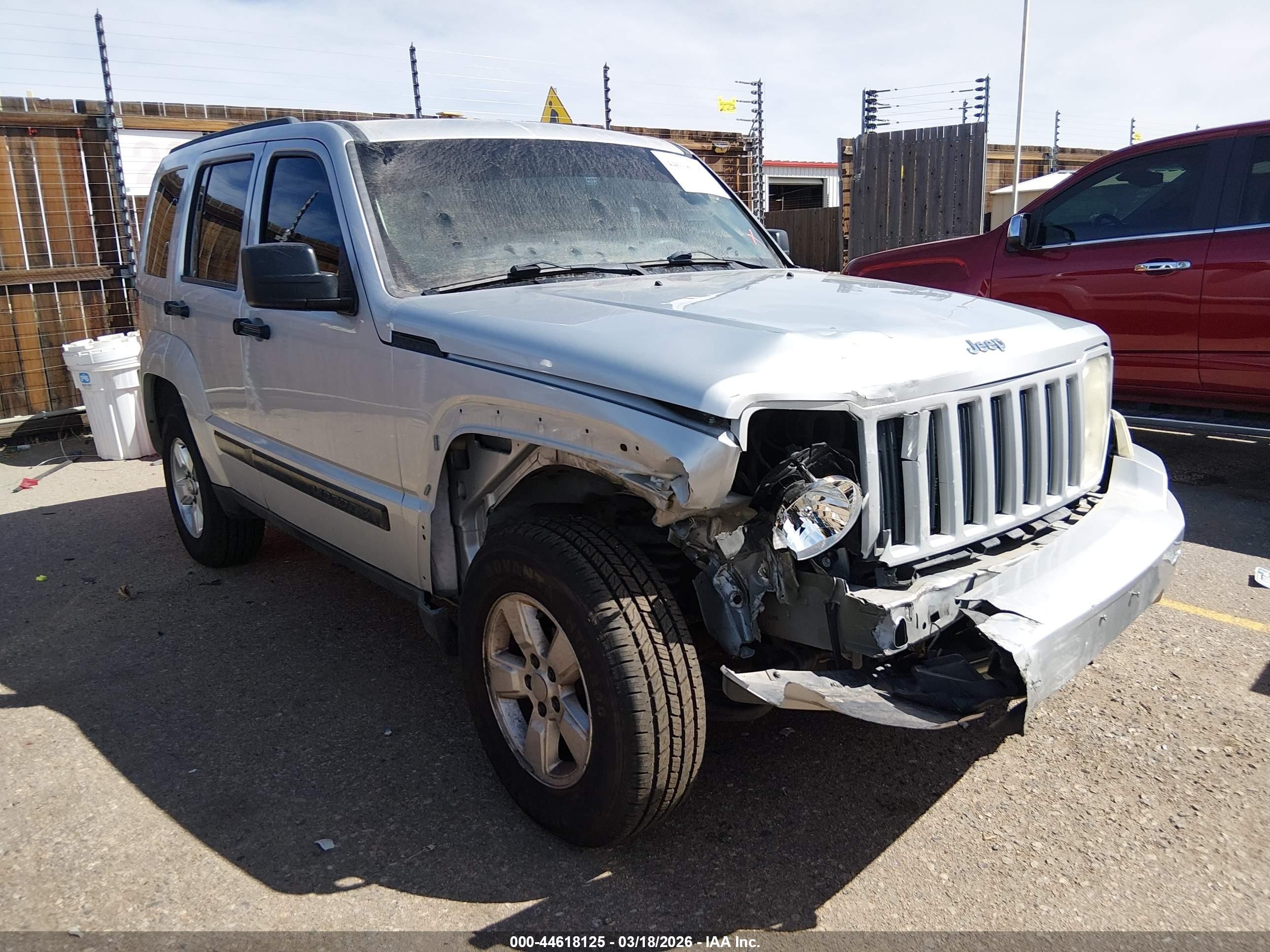 2012 Jeep Liberty Sport, VIN 1C4PJMAK1CW141826 — Перед