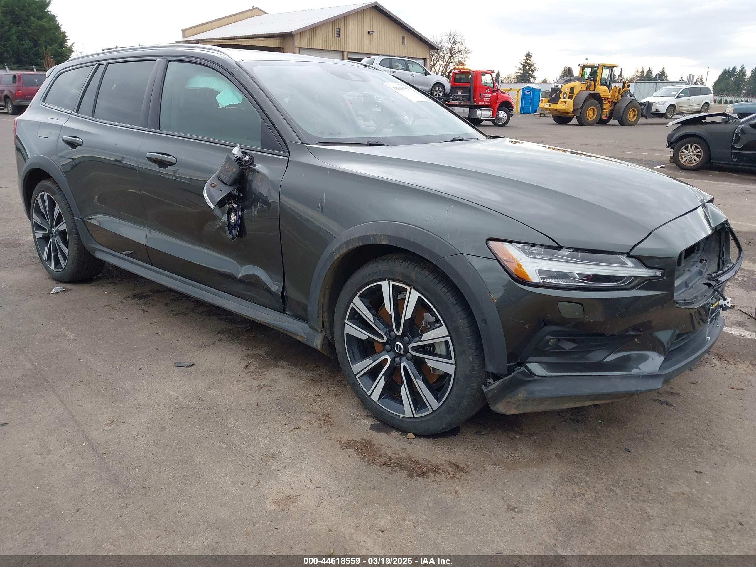 2022 Volvo V60, VIN YV4102WK3N1086282 — Rollover