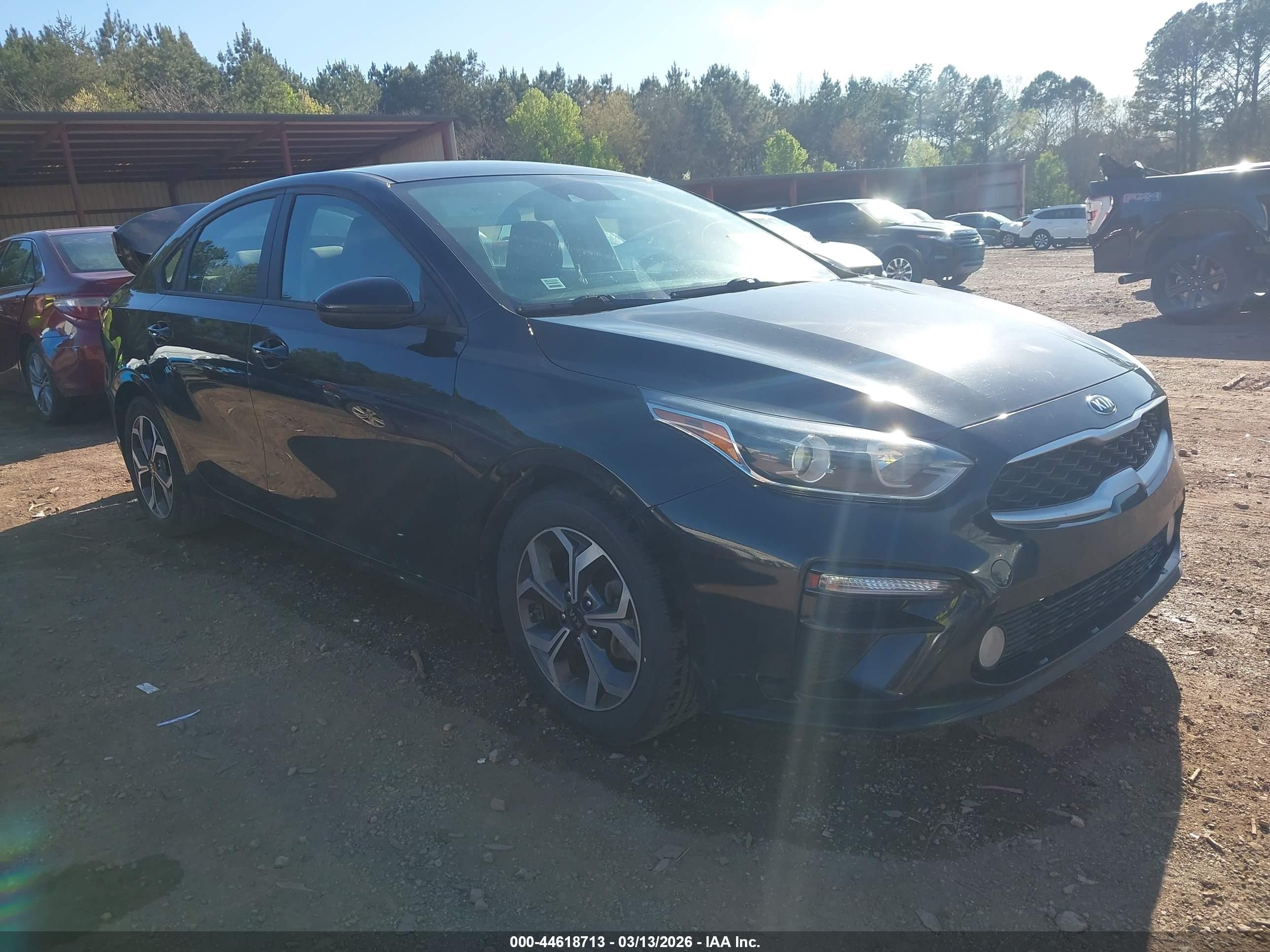 2021 Kia Forte LXS, VIN 3KPF24AD0ME292470 — Rear end