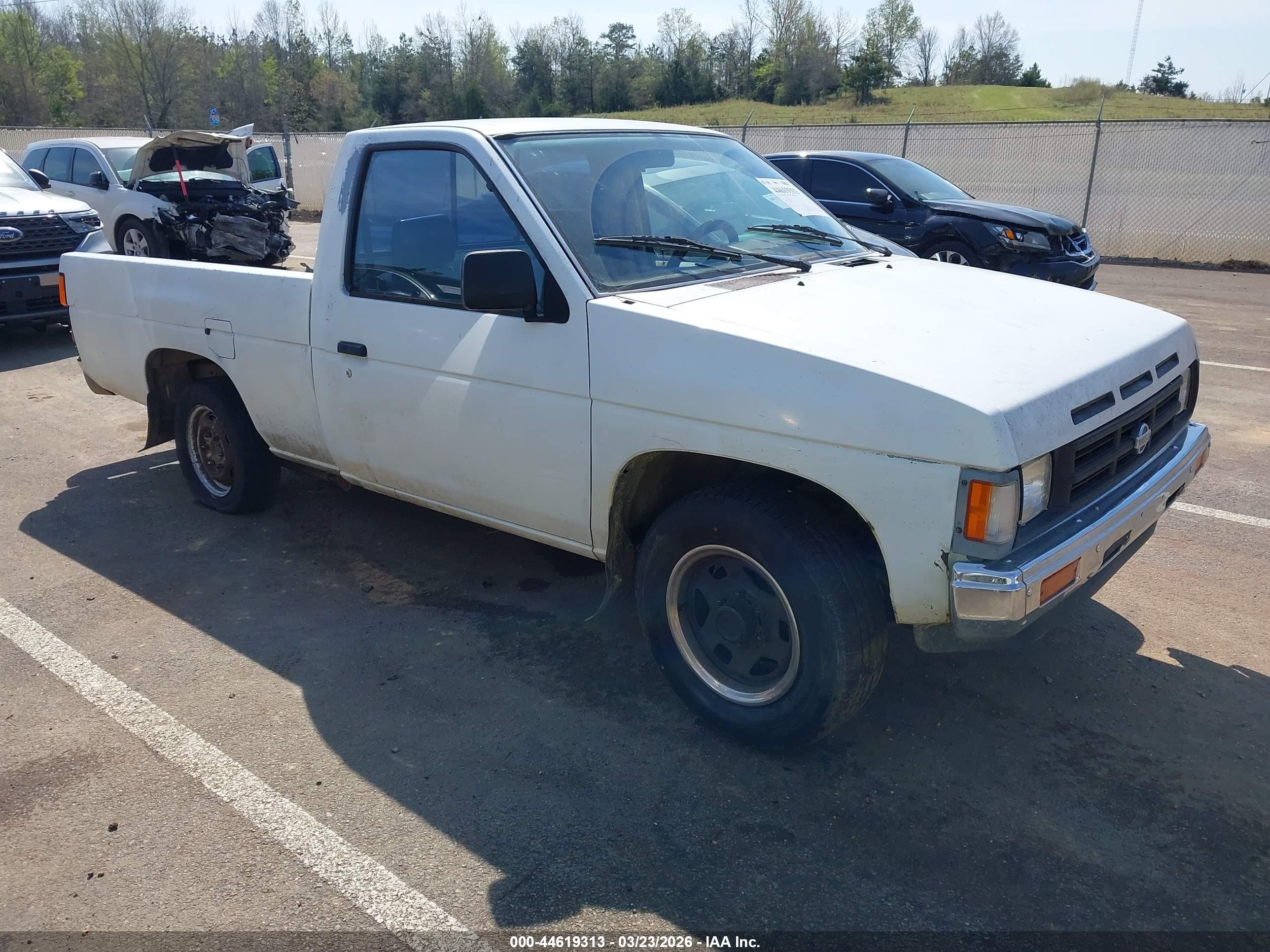1991 Nissan Frontier XE, VIN 1N6SD11S1MC388165 — Rear end