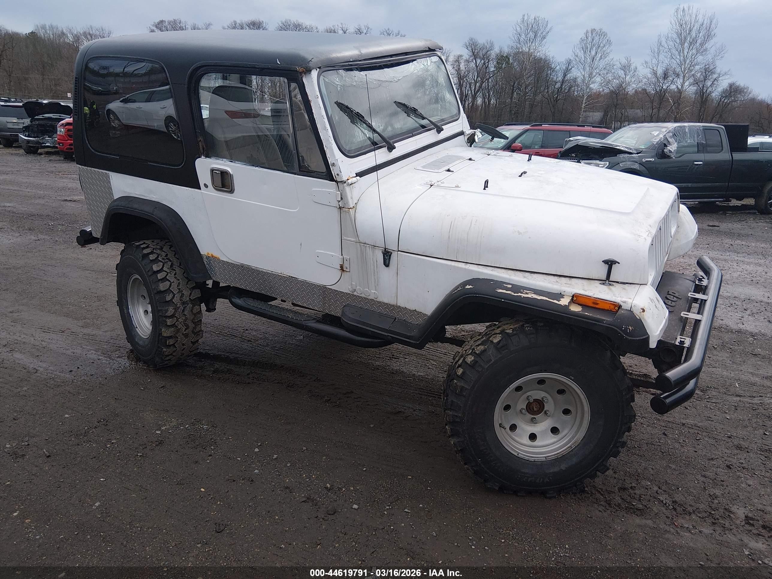 1989 Jeep Wrangler S, VIN 2J4FY19E3KJ137359 — Undercarriage