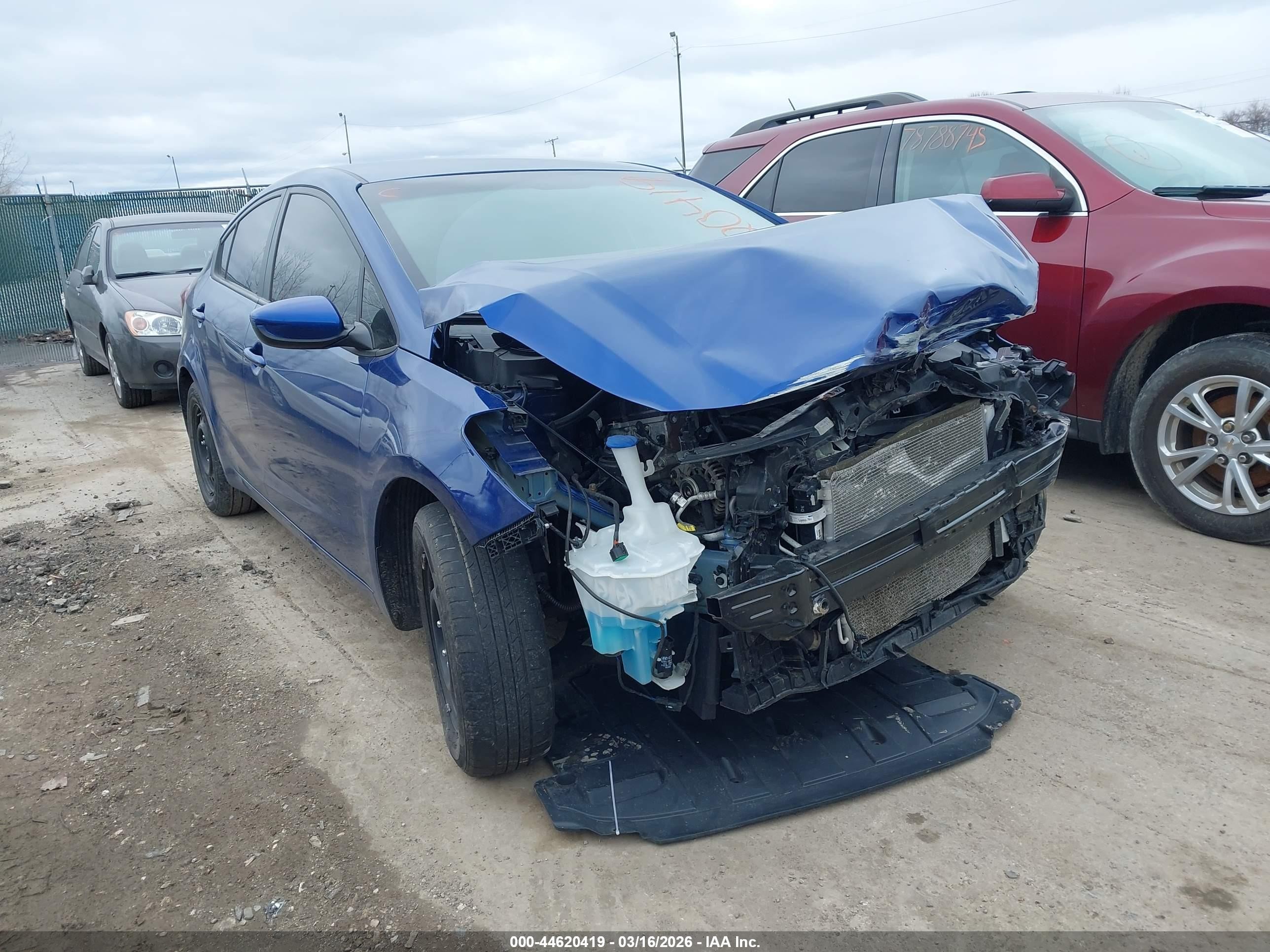 2017 Kia Forte LX, VIN 3KPFK4A77HE157471 — Front end