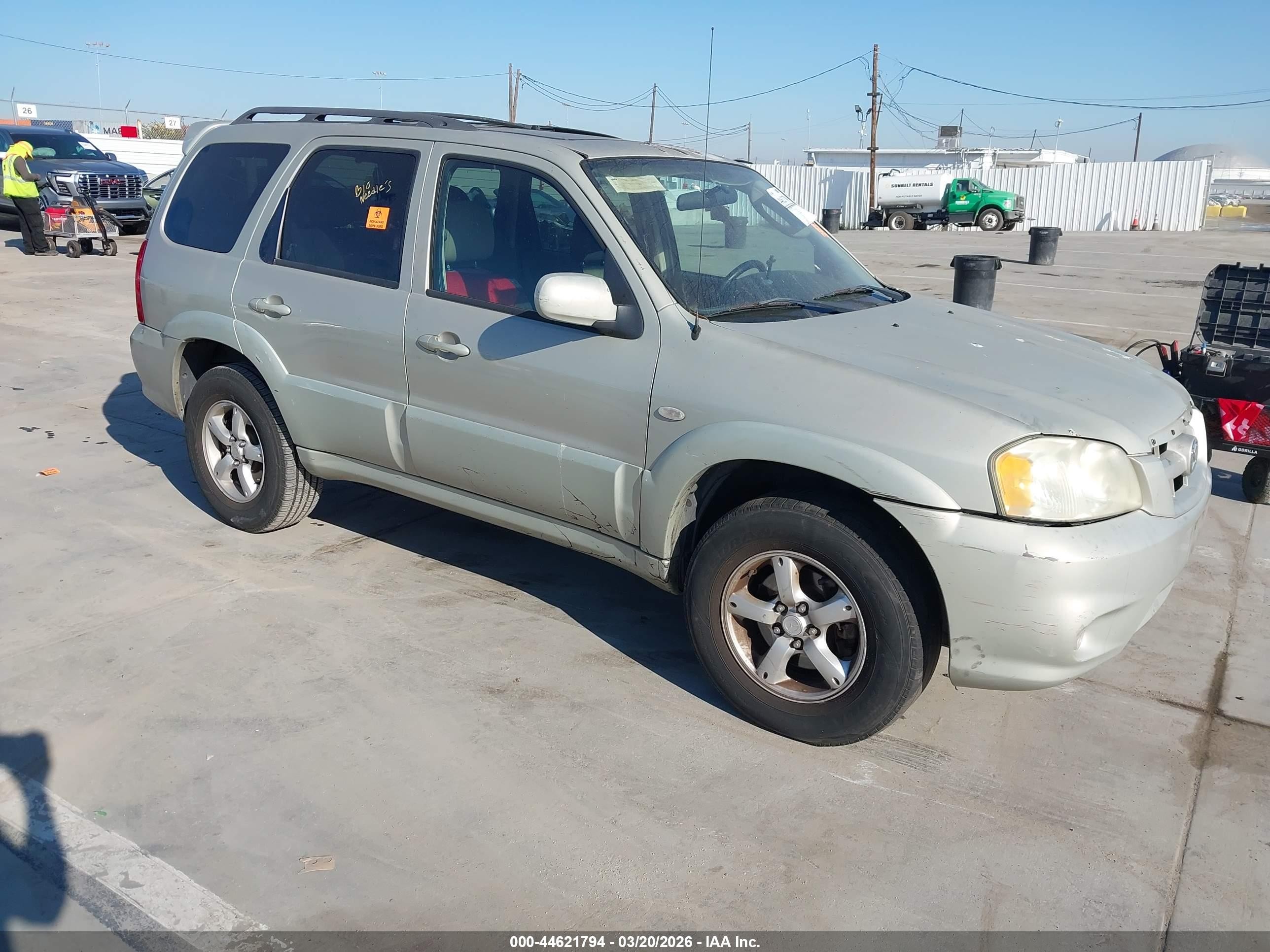 2006 Mazda Tribute S, VIN 4F2YZ04106KM04683 — Side