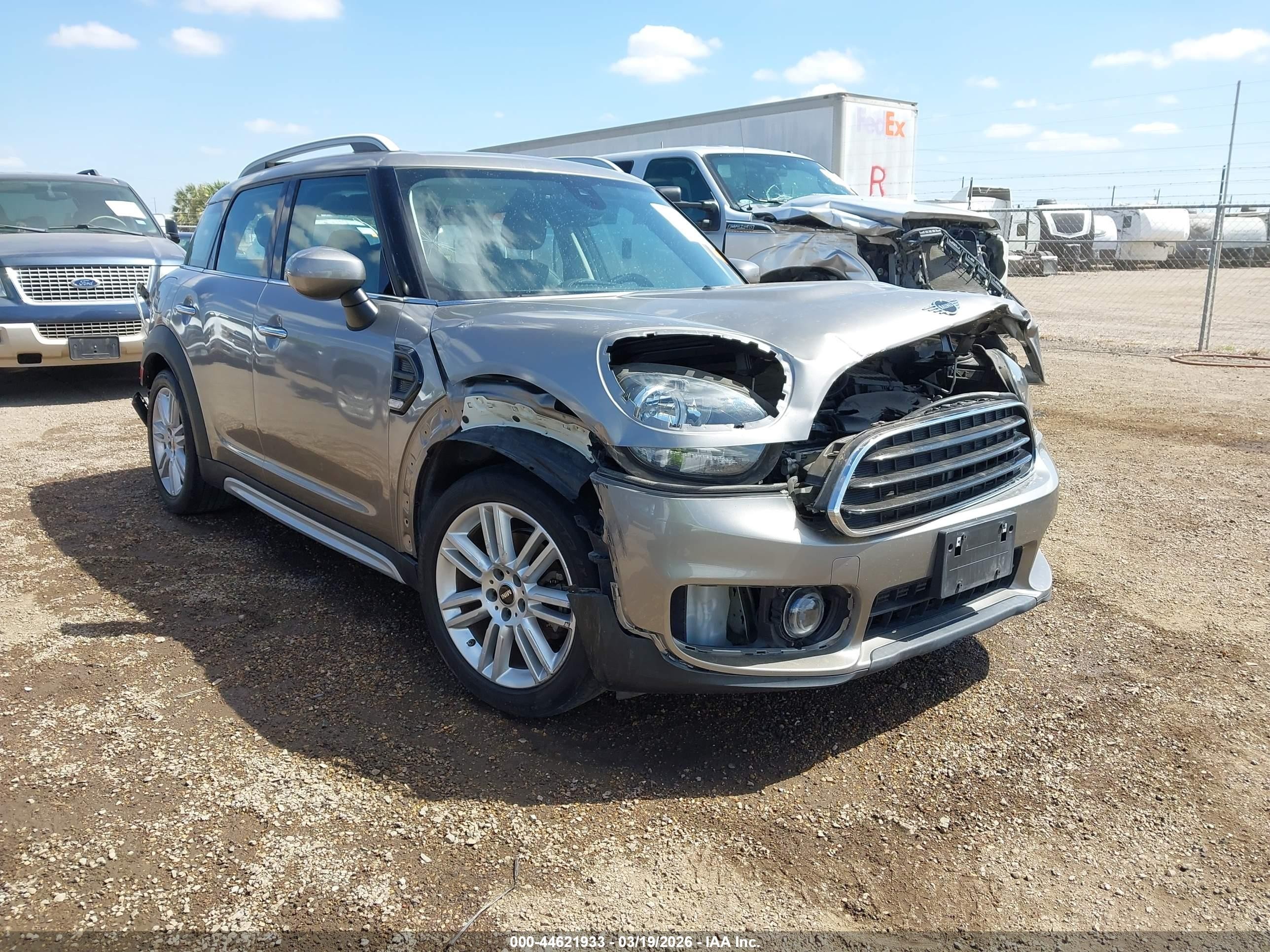 2020 MINI Countryman Cooper, VIN WMZYW3C03L3L18194 — По всему кузову