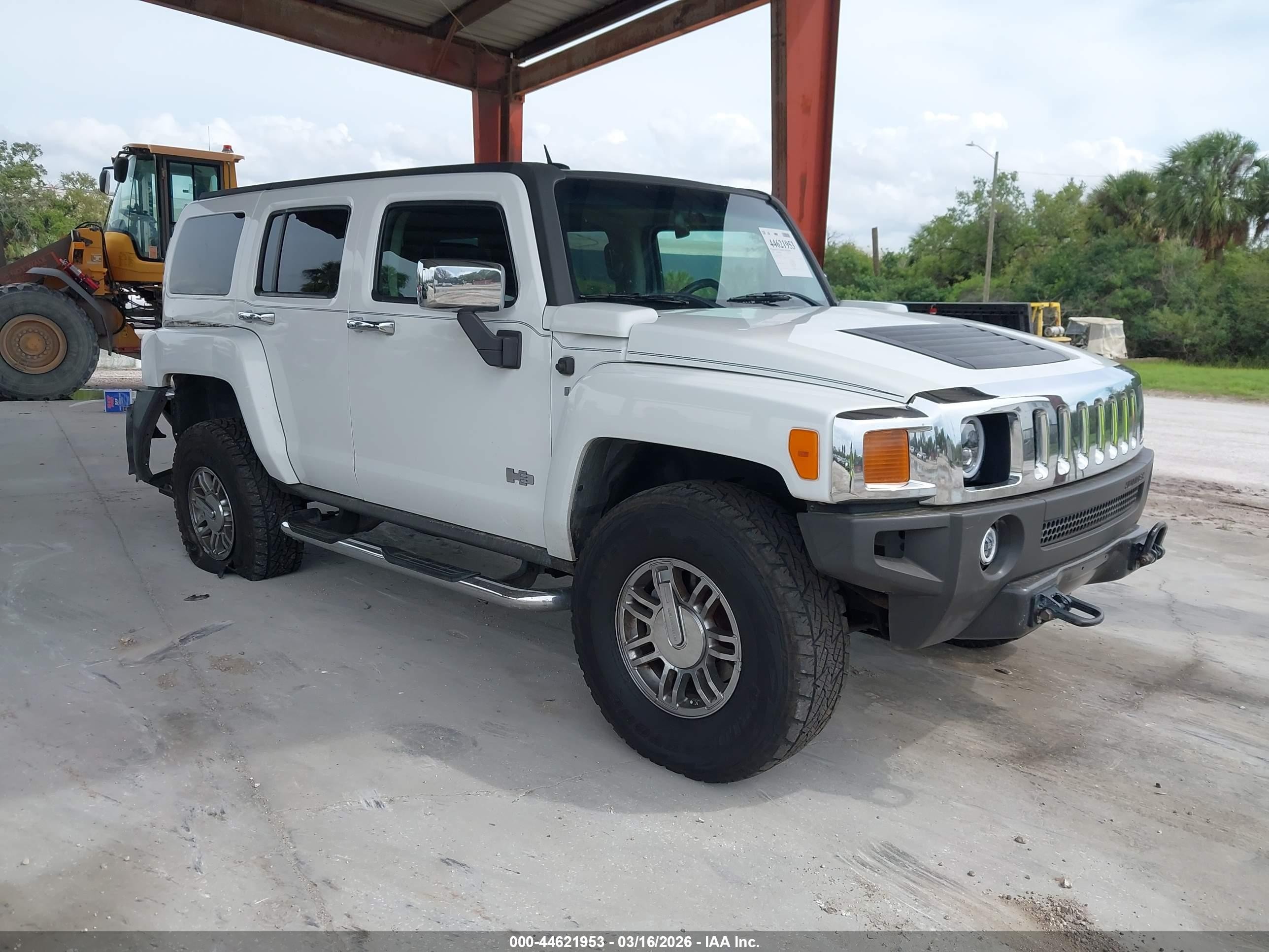 2007 Hummer H3 SUV, VIN 5GTDN13E178219182 — Rear end
