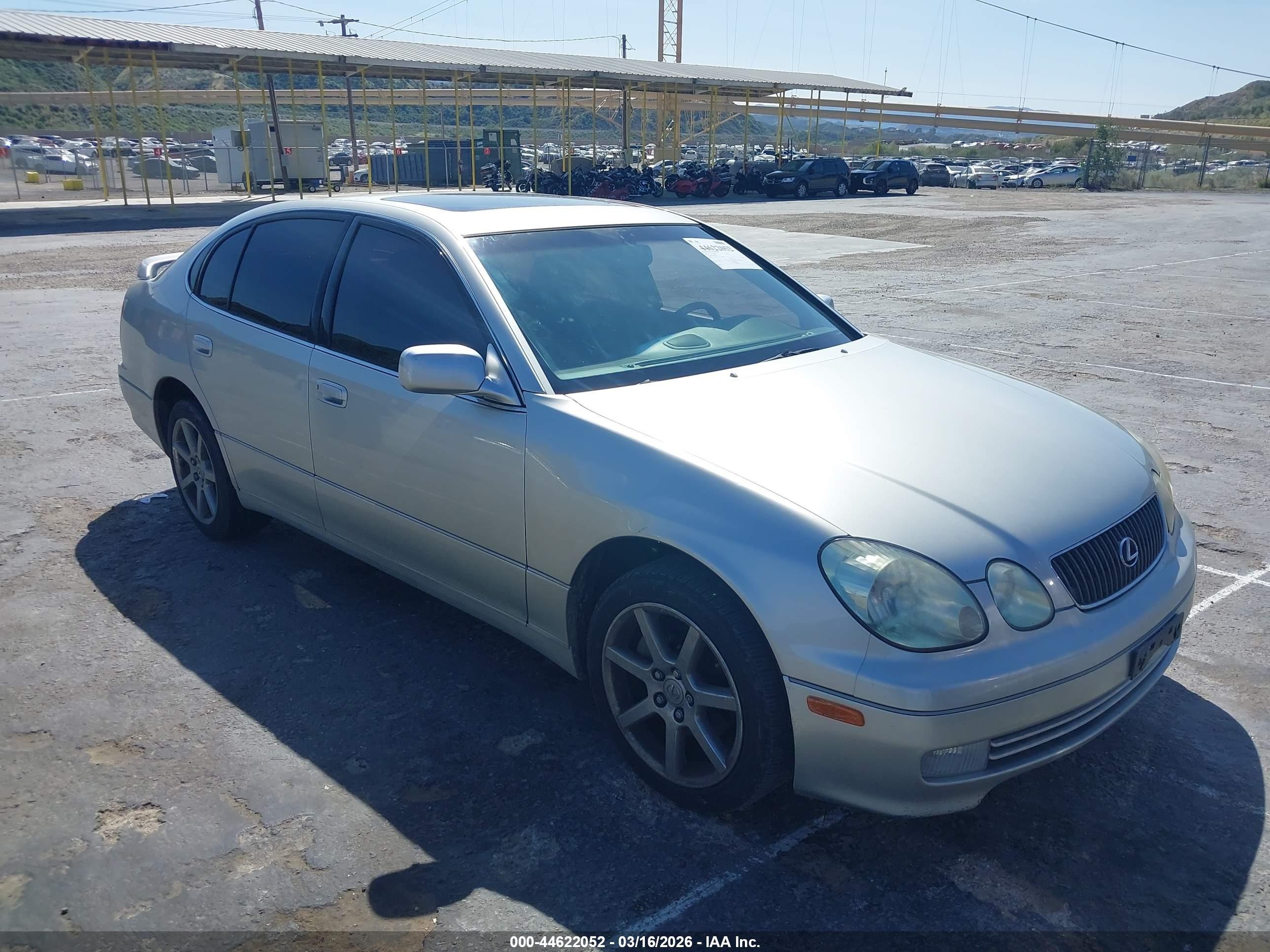 2004 Lexus GS 430, VIN JT8BL69S940015852 — Зад