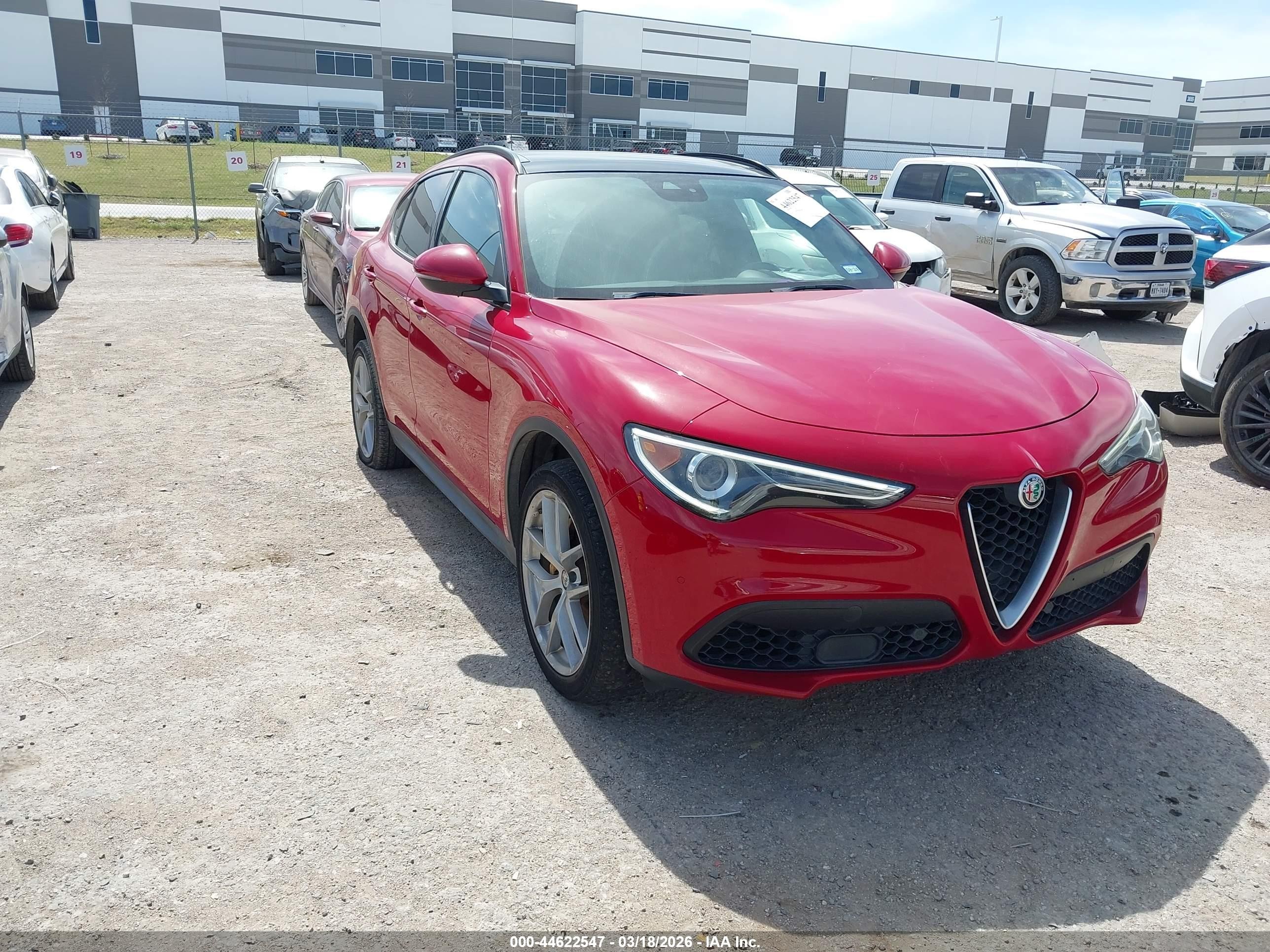 2018 Alfa Romeo Stelvio Ti Sport, VIN ZASFAKNN8J7C03581 — Normal wear