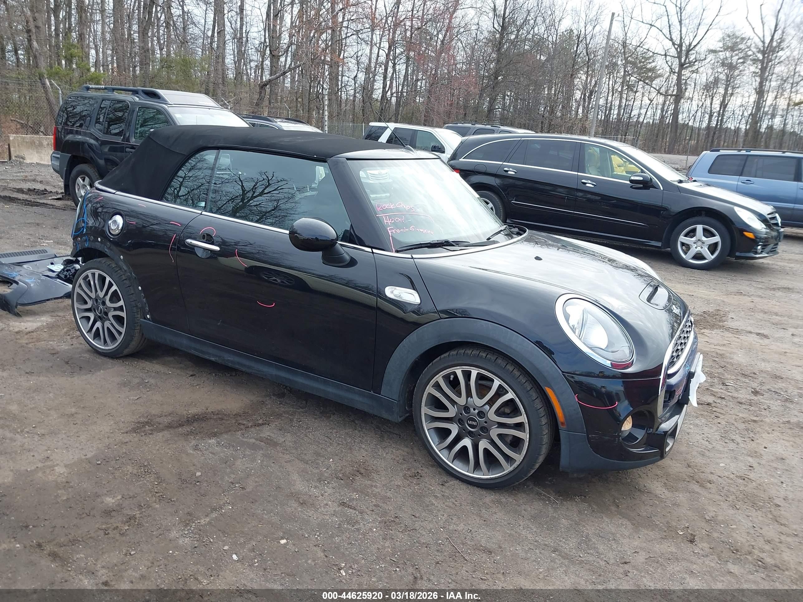 2017 MINI Convertible Cooper S, VIN WMWWG9C3XH3C82156 — Rear end