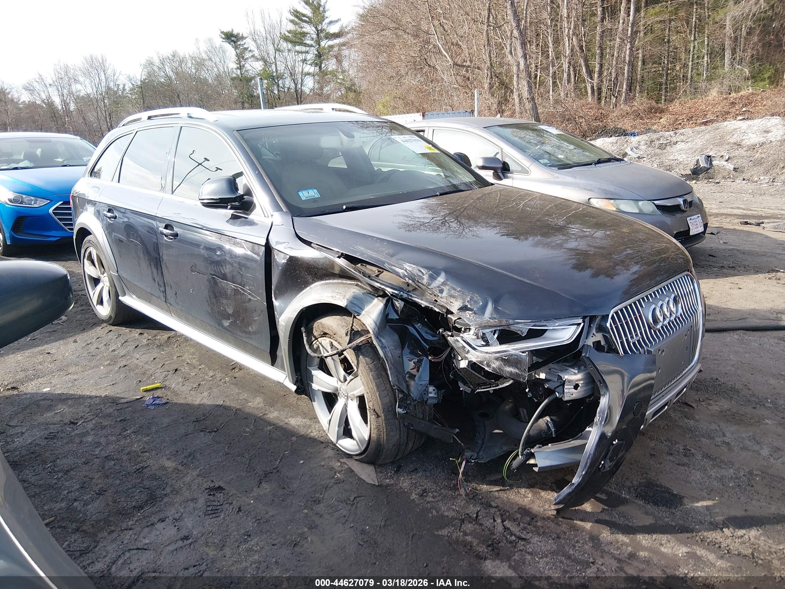 2016 Audi allroad A4 Premium Plus, VIN WA1UFAFLXGA015045 — Side