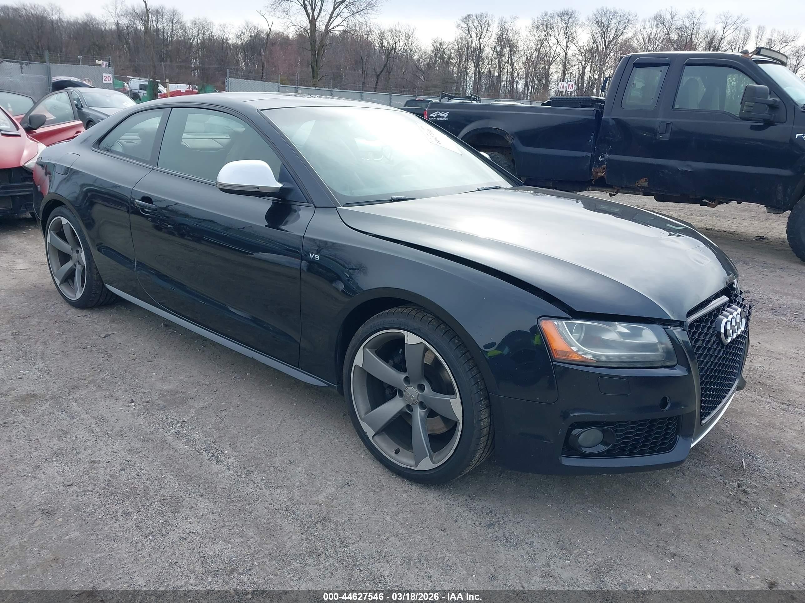 2009 Audi S5, VIN WAURV78T69A033816 — Перед