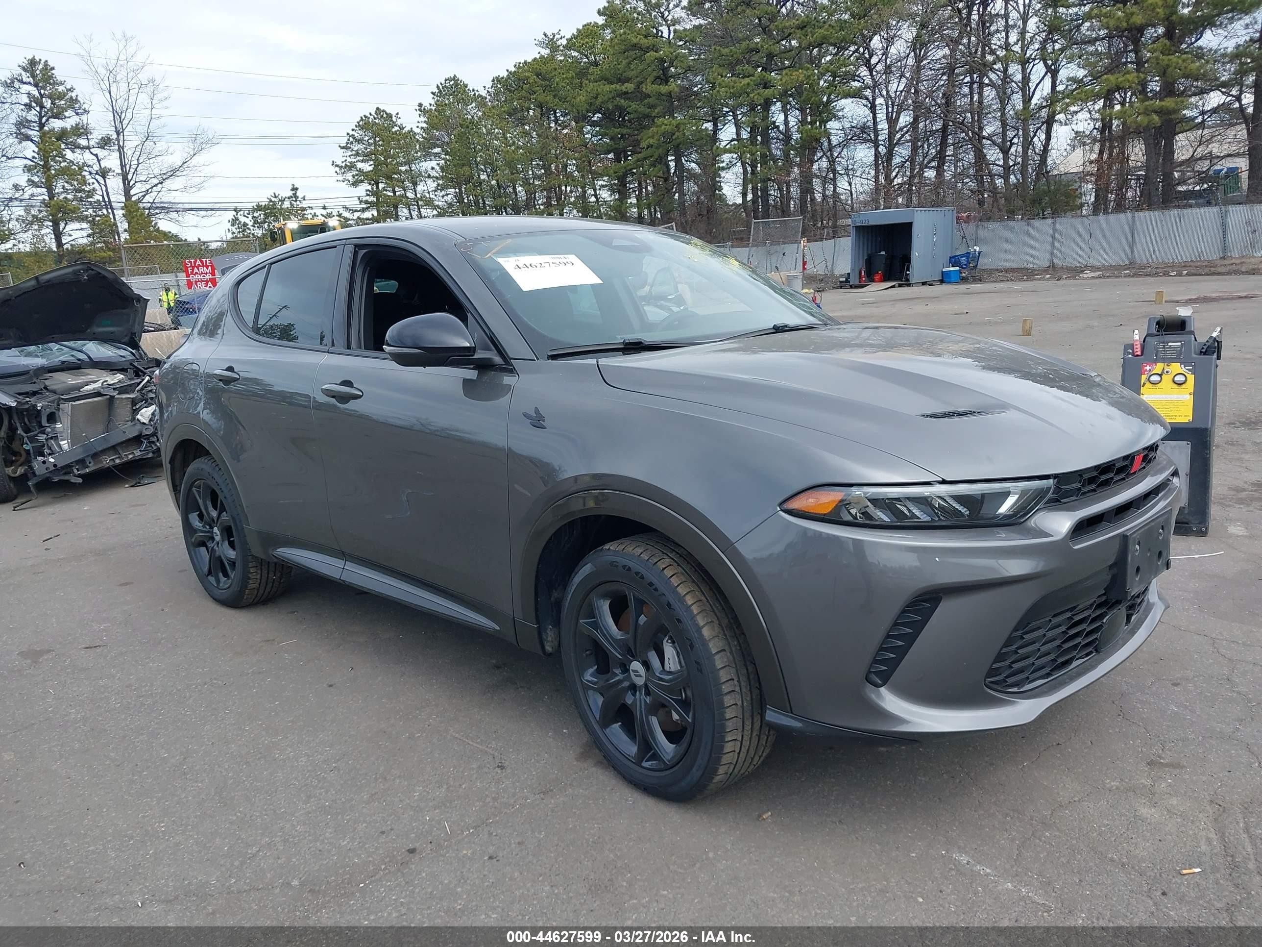 2024 Dodge Hornet R/T, VIN ZACPDFCW8R3A08352 — Front end