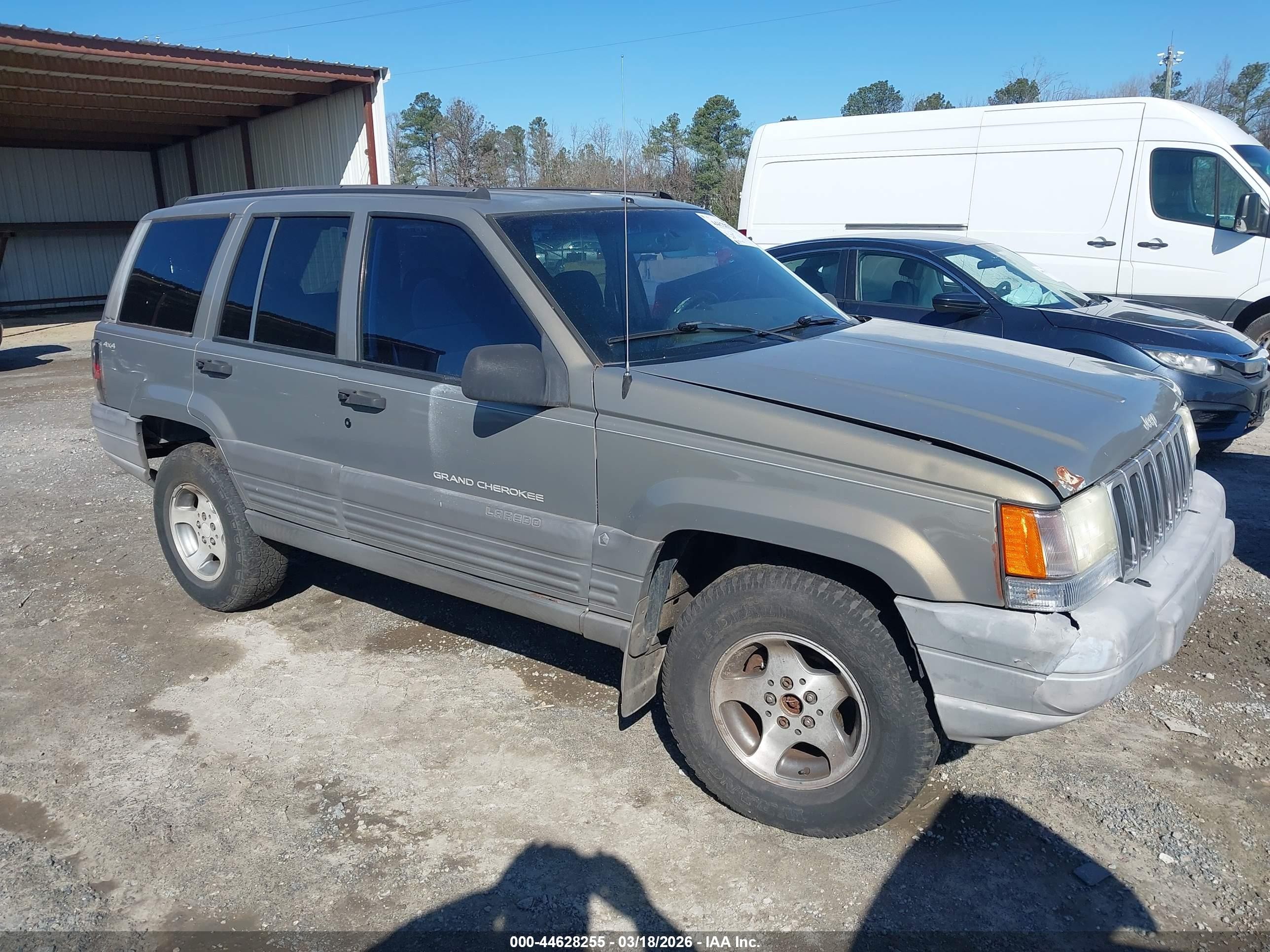 1997 Jeep Grand Cherokee Laredo, VIN 1J4GZ58SXVC758449 — Repossession
