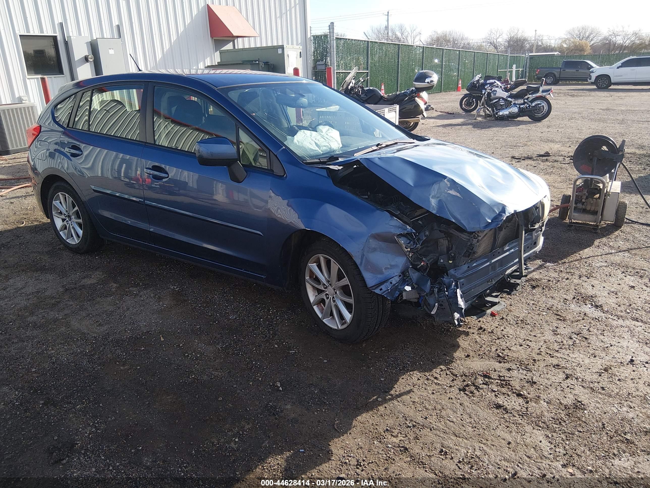 2013 Subaru Impreza Premium, VIN JF1GPAC62DH836910 — Front end