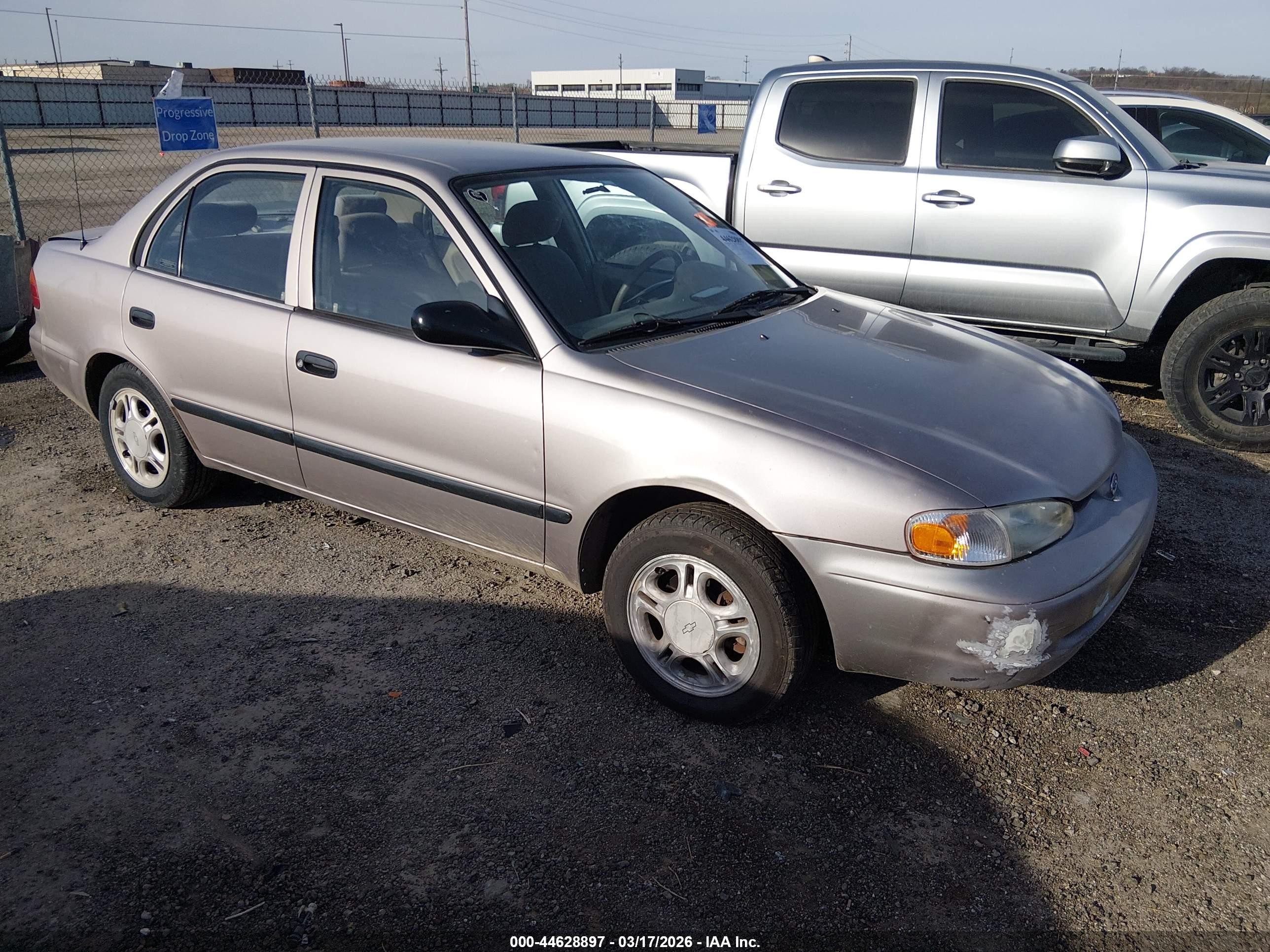 2000 Chevrolet Prizm, VIN 1Y1SK548XYZ418746 — Rear end