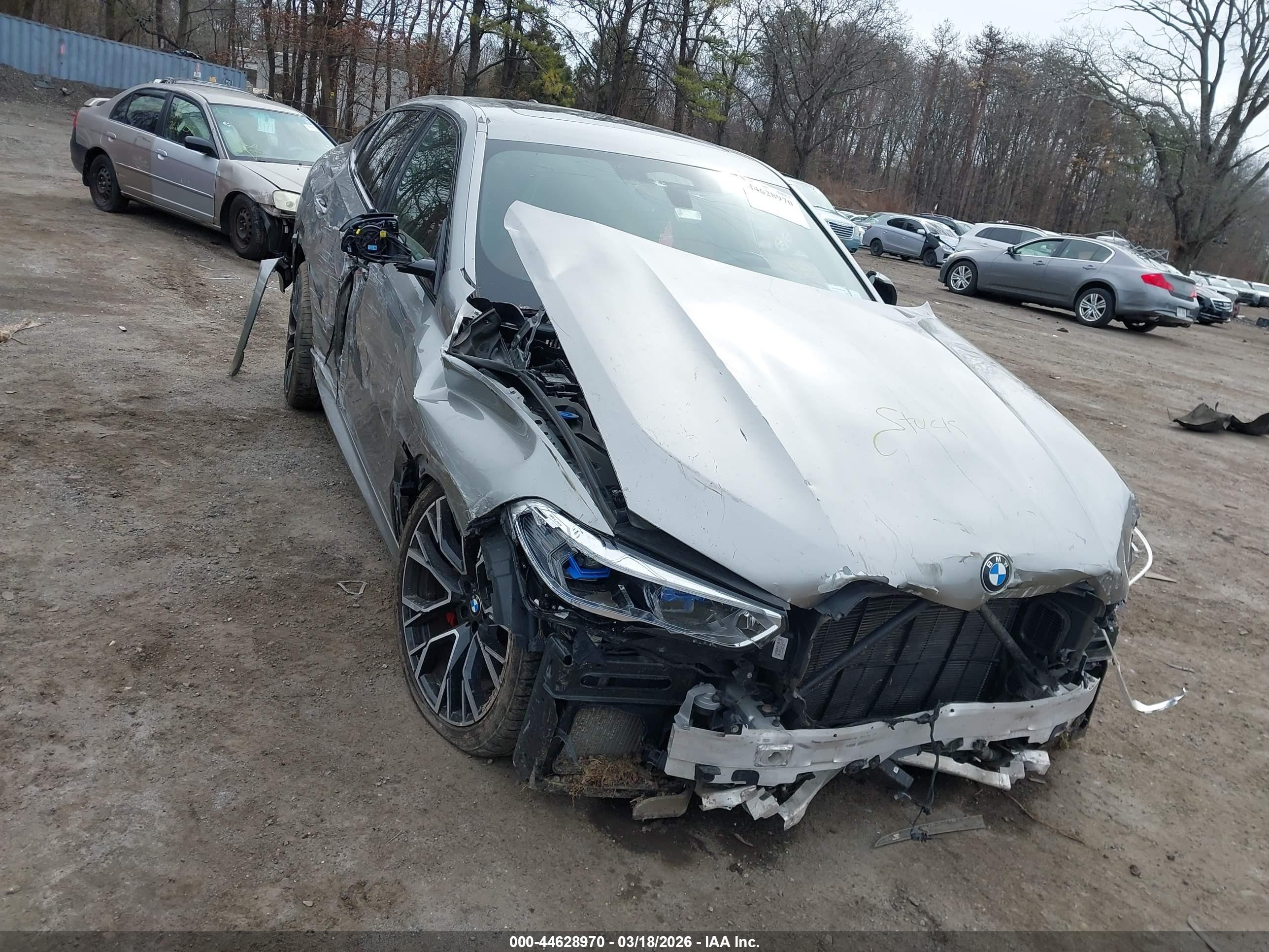 2022 BMW X6 M, VIN 5YMCY0C09N9J52919 — Front end