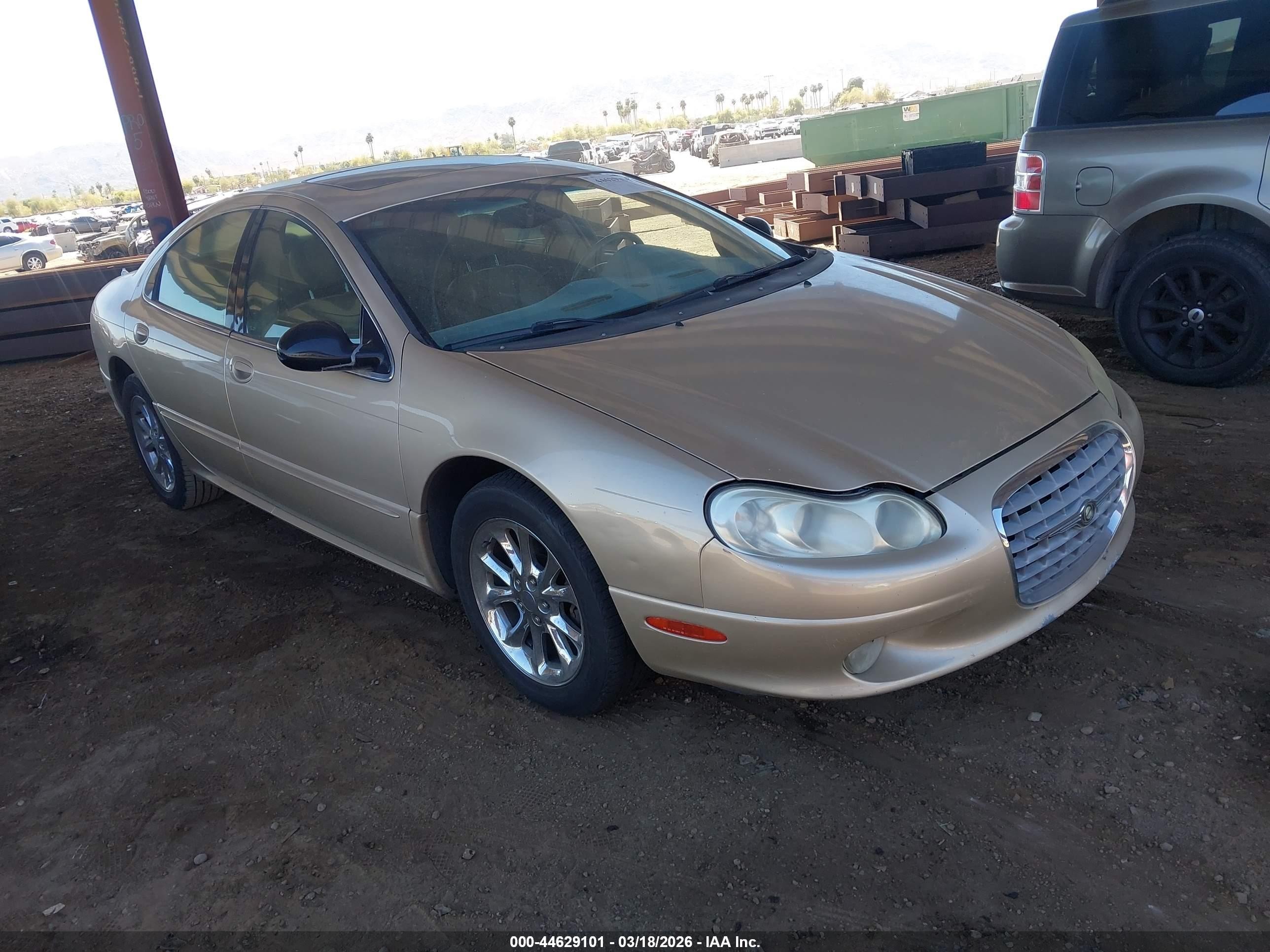 2000 Chrysler LHS, VIN 2C3HC56G9YH438104 — Normal wear