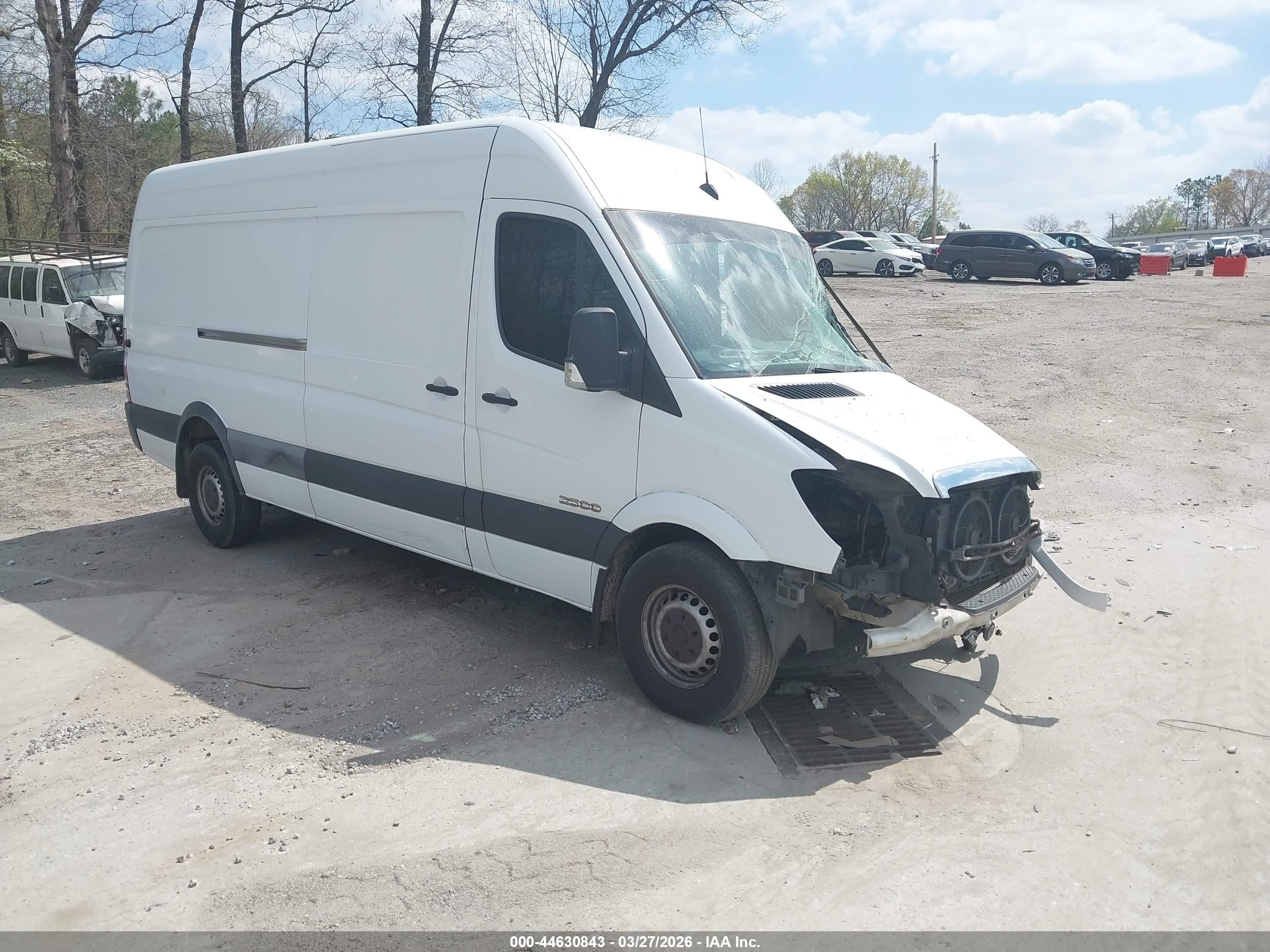 2007 Dodge Sprinter, VIN WD0PE845075210123 — Перед