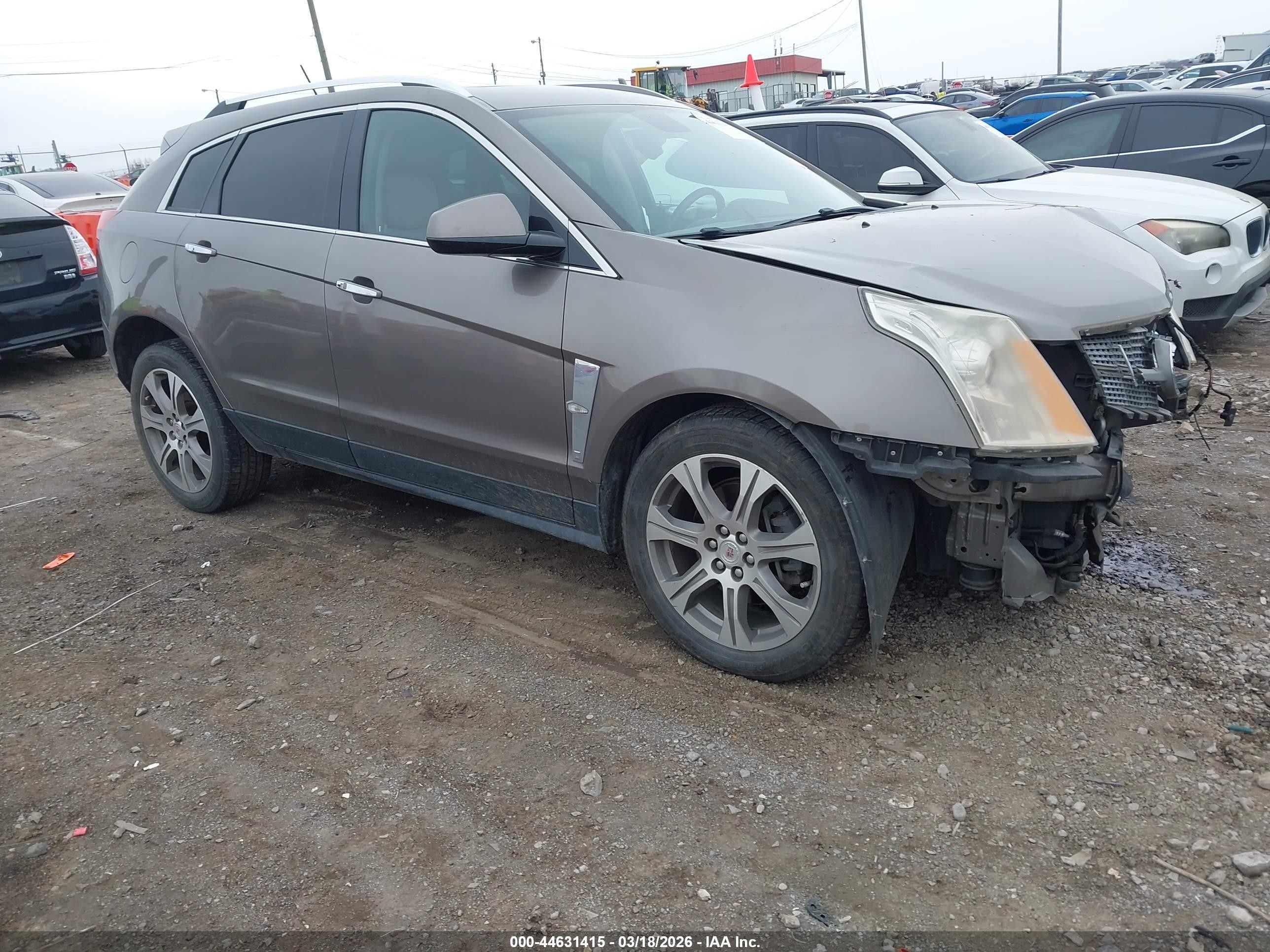 2012 Cadillac SRX Performance Collection, VIN 3GYFNEE30CS522338 — Front end