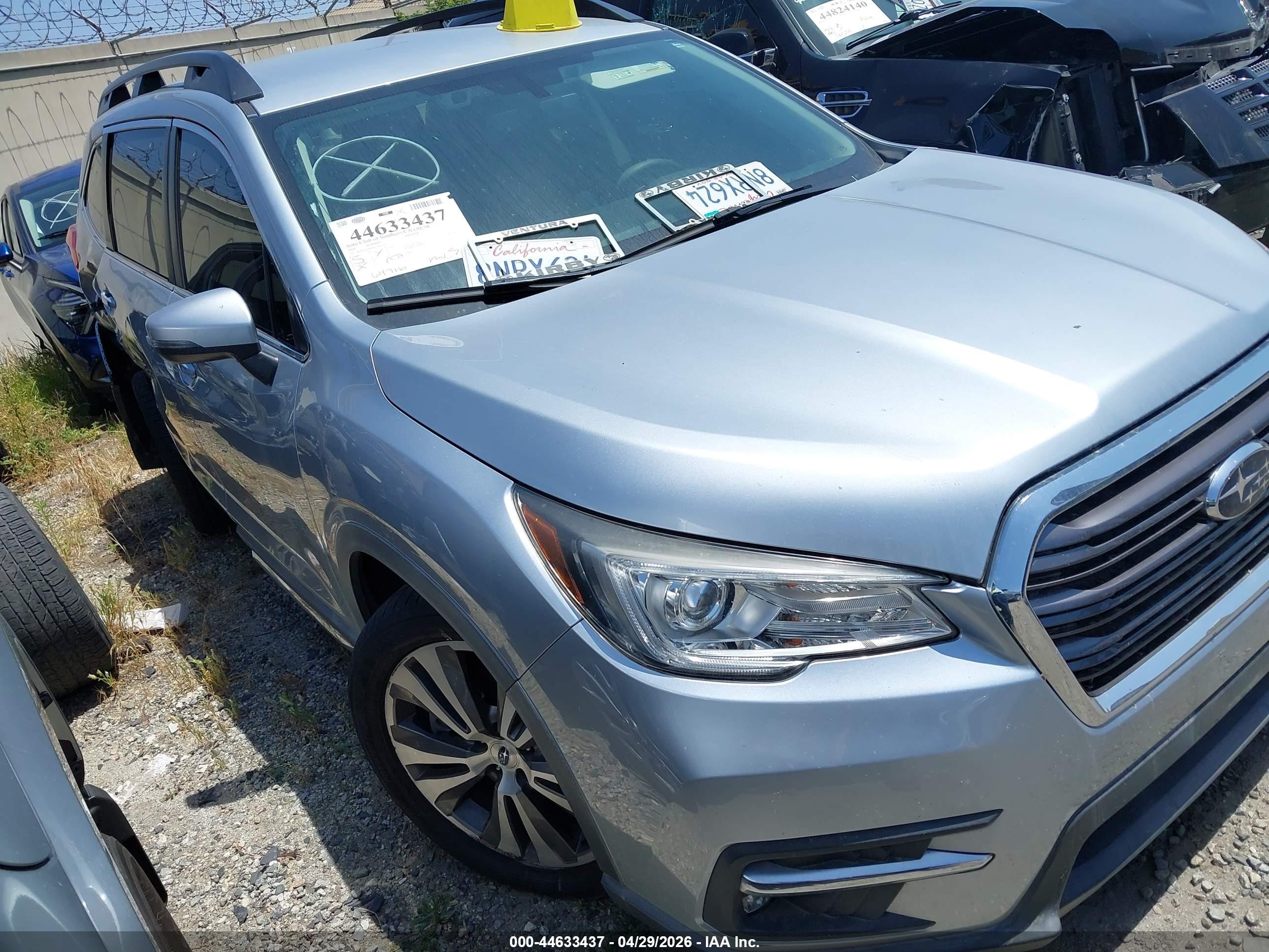 2020 Subaru Ascent Limited, VIN 4S4WMAMDXL3435513 — Side