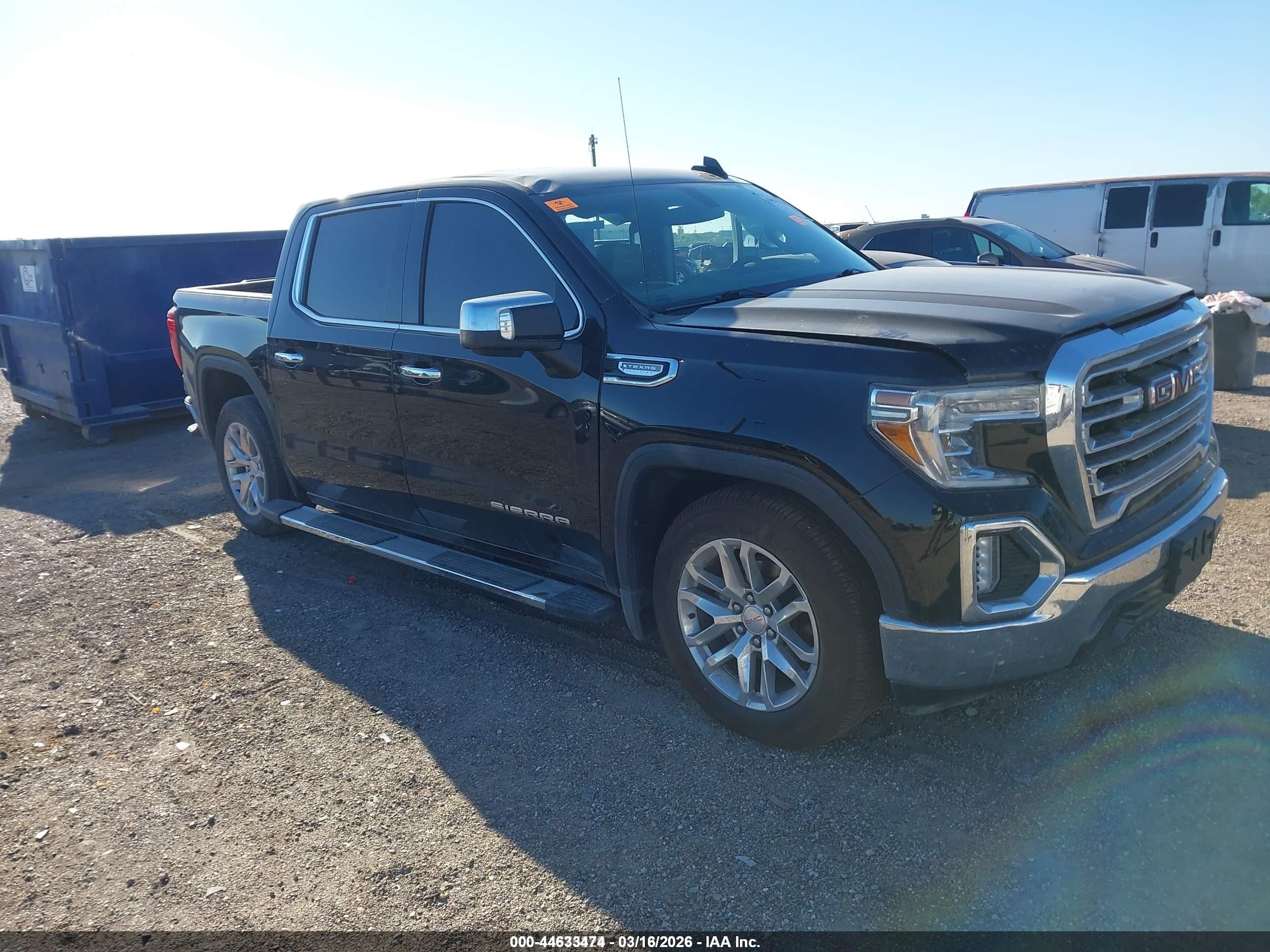 2022 GMC Sierra 1500 SLT, VIN 3GTP8DED9NG177532 — Auction photo