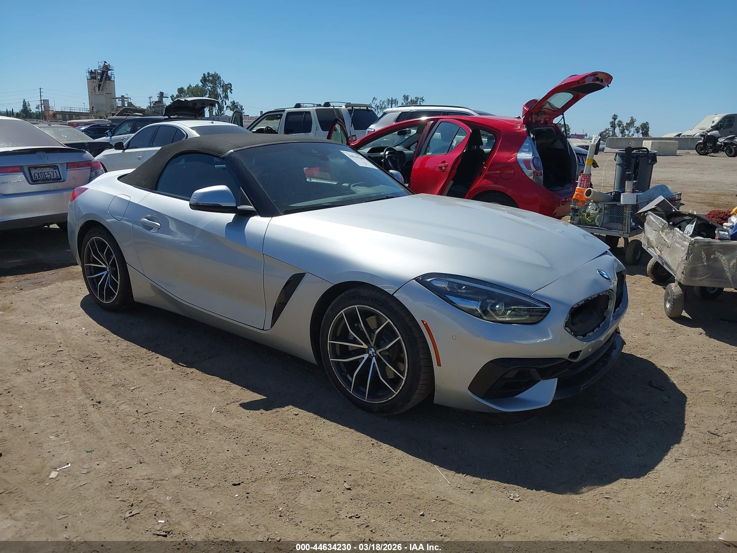 2020 BMW Z4 sDrive30i, VIN WBAHF3C08LWW81263 — Перед