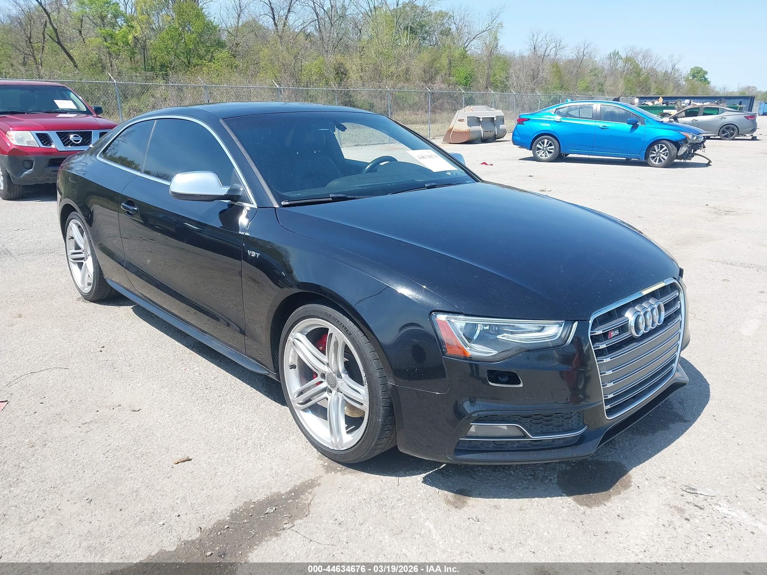 2014 Audi S5 Prestige, VIN WAUVGAFR0EA019918 — Front end