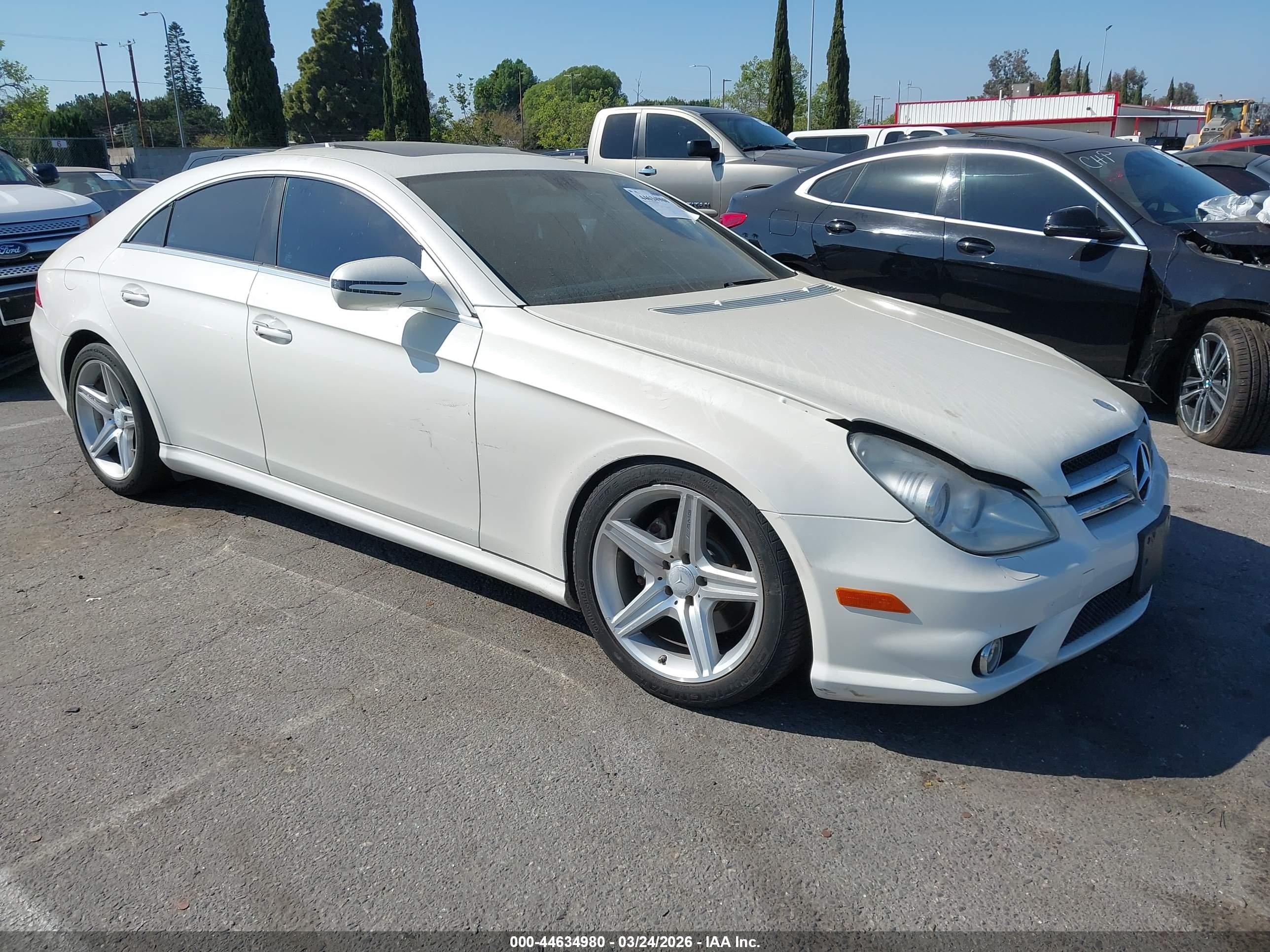 2011 Mercedes-Benz CLS 550, VIN WDDDJ7CB8BA169125 — Front end