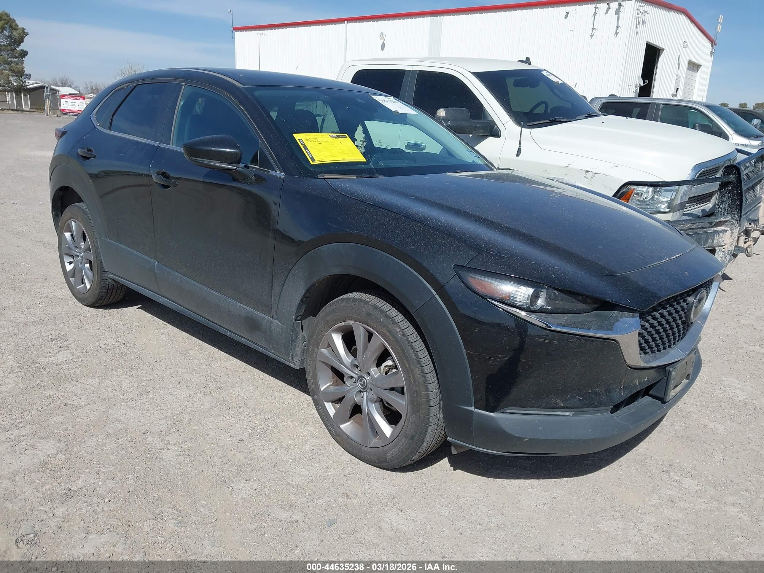 2021 Mazda CX-30 Select, VIN 3MVDMBBL2MM248521 — Side