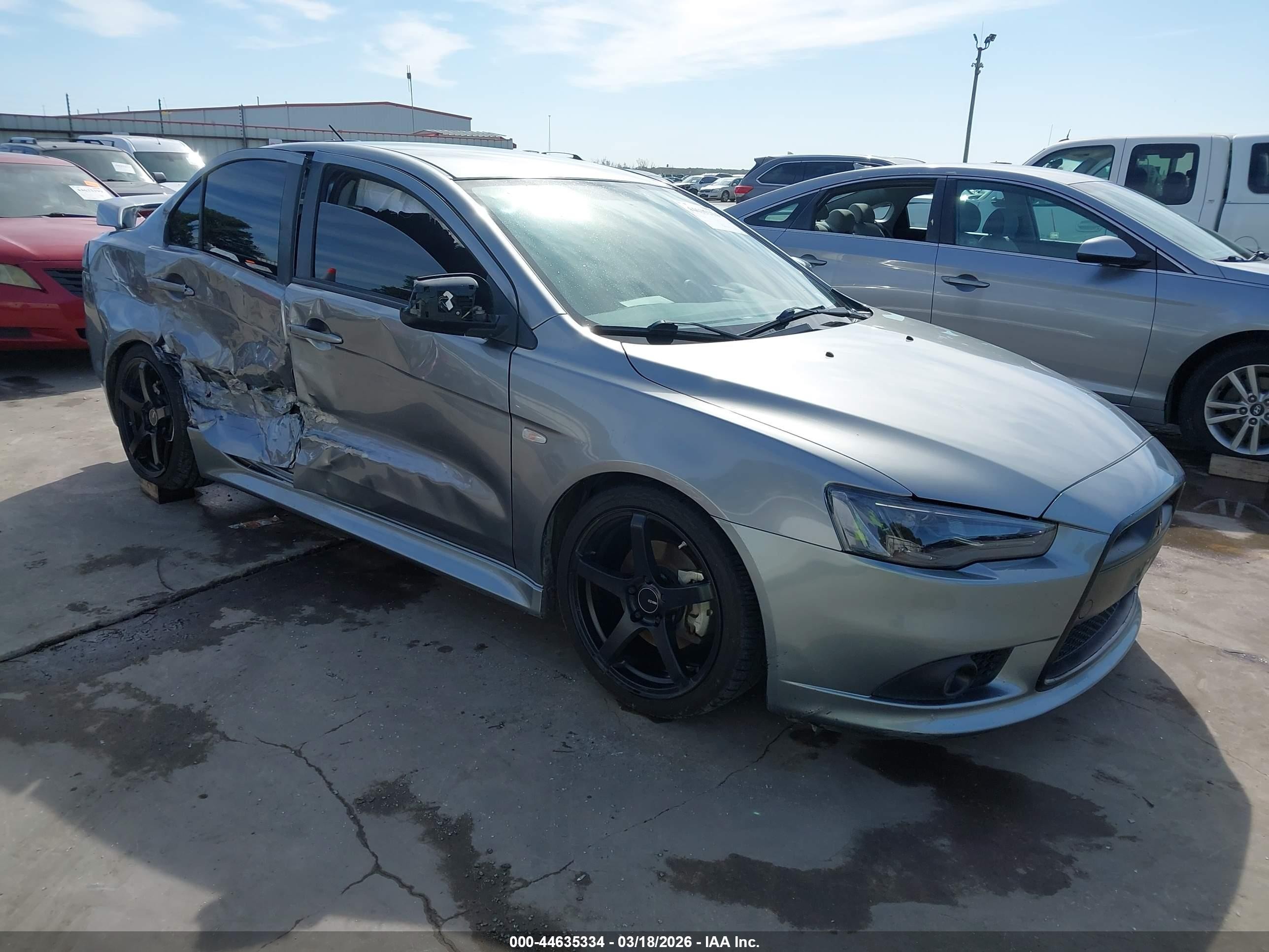 2014 Mitsubishi Lancer GT, VIN JA32U8FWXEU004076 — Side