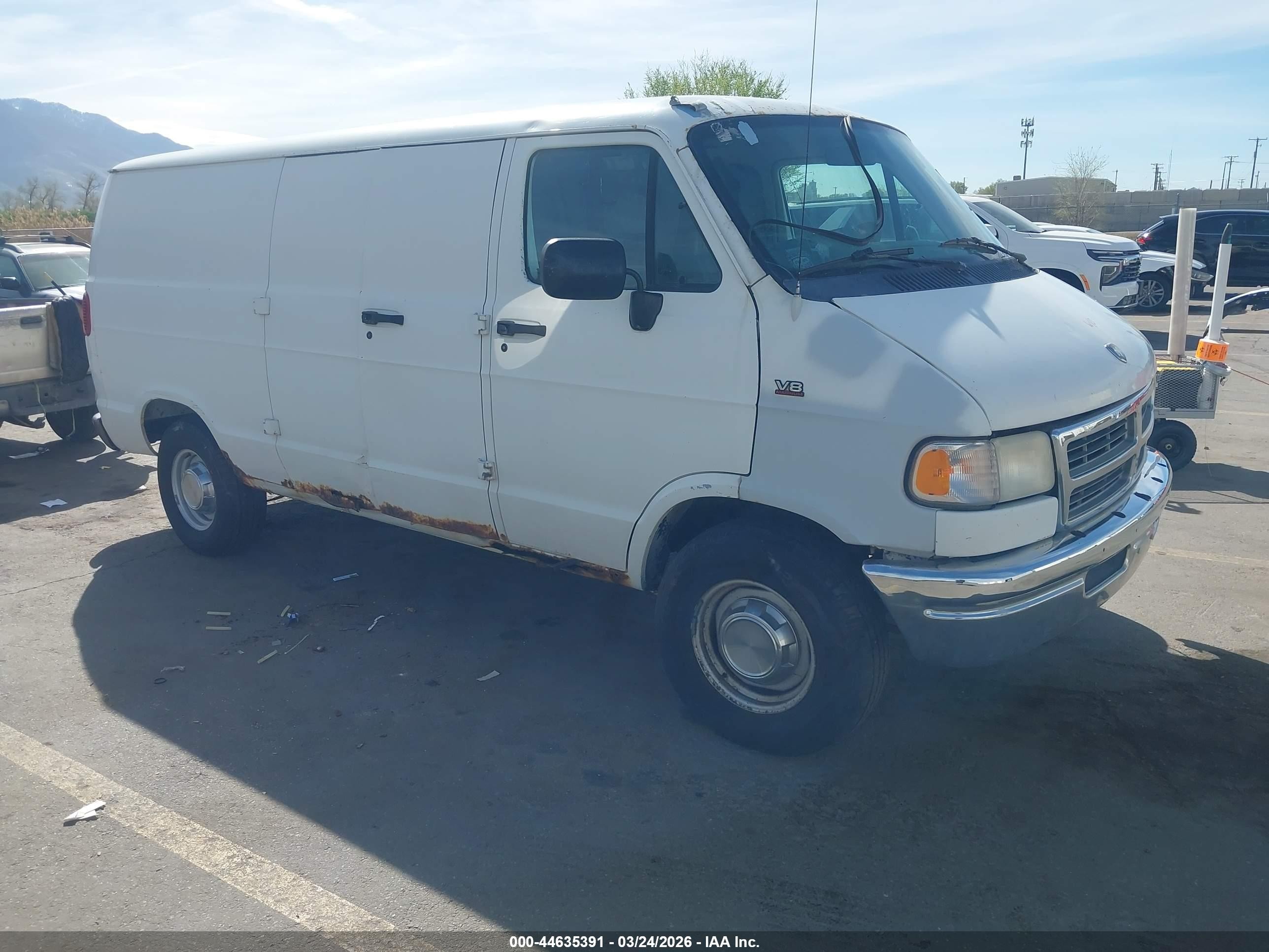 1995 Dodge Cargo, VIN 2B7HB21Y2SK524605 — All over
