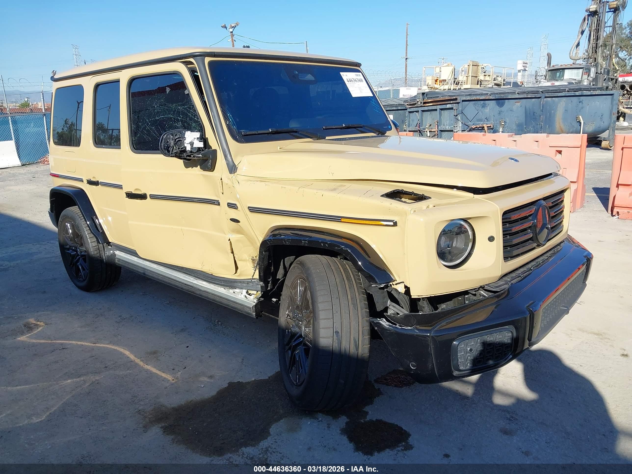 2025 Mercedes-Benz G G 580e, VIN W1NWM0AB5SX042391 — Side