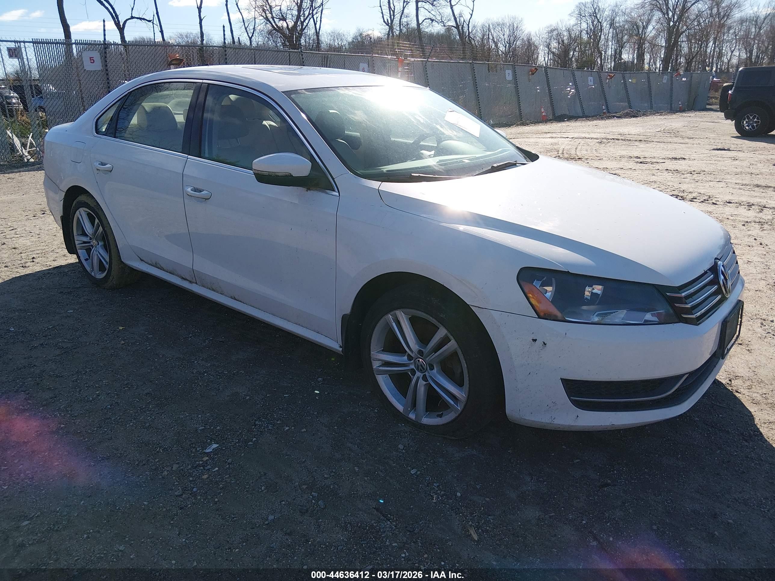2014 Volkswagen Passat SE, VIN 1VWBT7A33EC067647 — Electrical