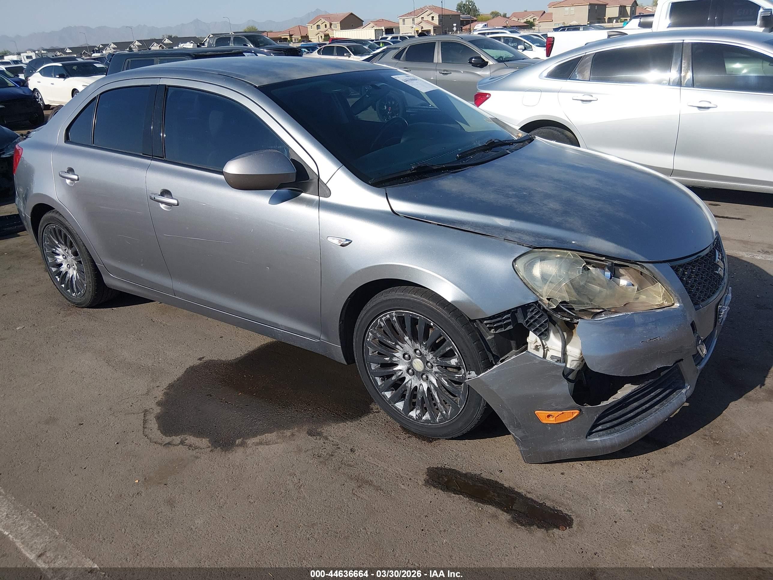 2012 Suzuki Kizashi SE, VIN JS2RE9A35C6100334 — Front end