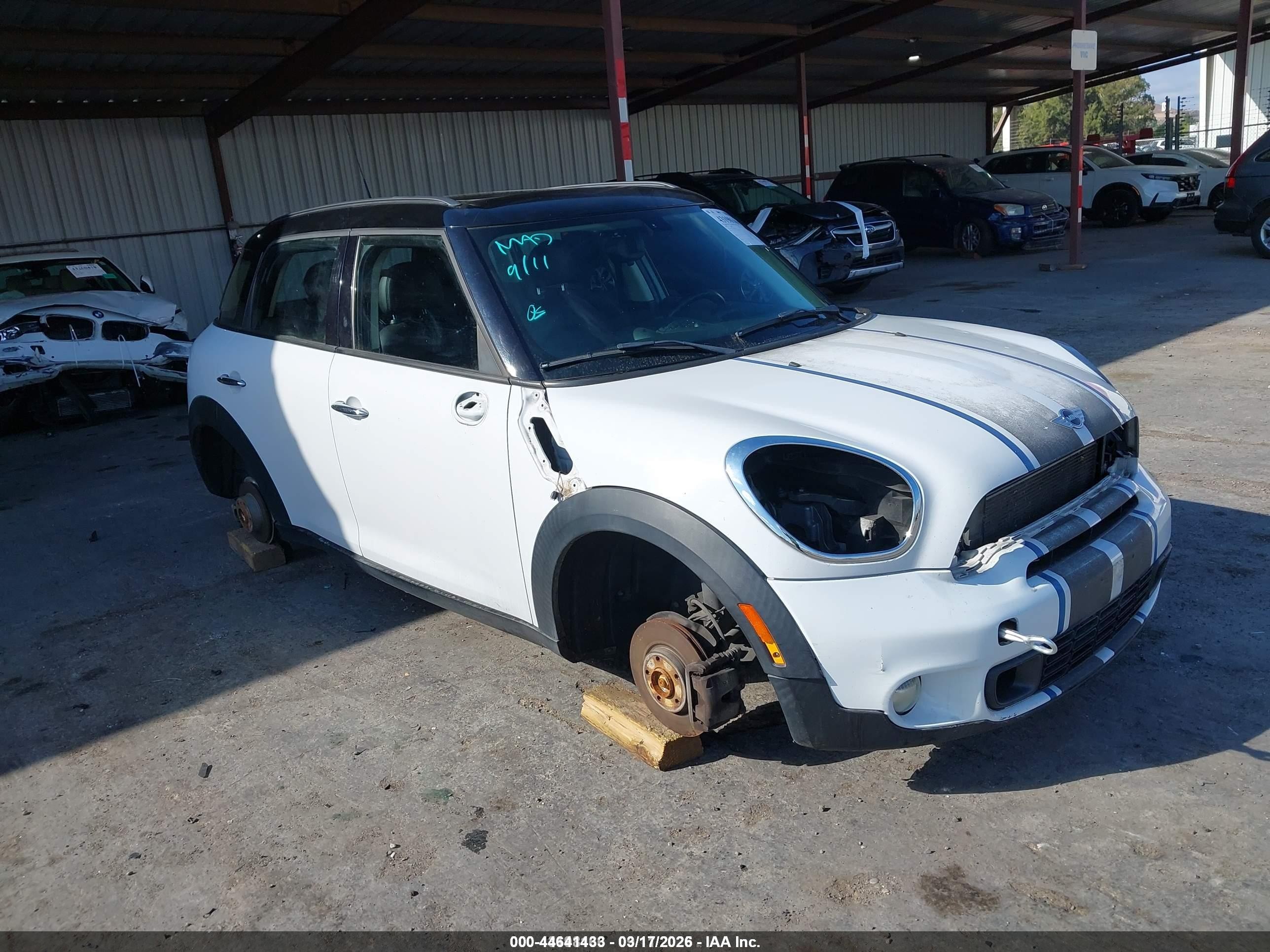 2013 MINI Countryman S, VIN WMWZC3C51DWP20494 — Вандализм