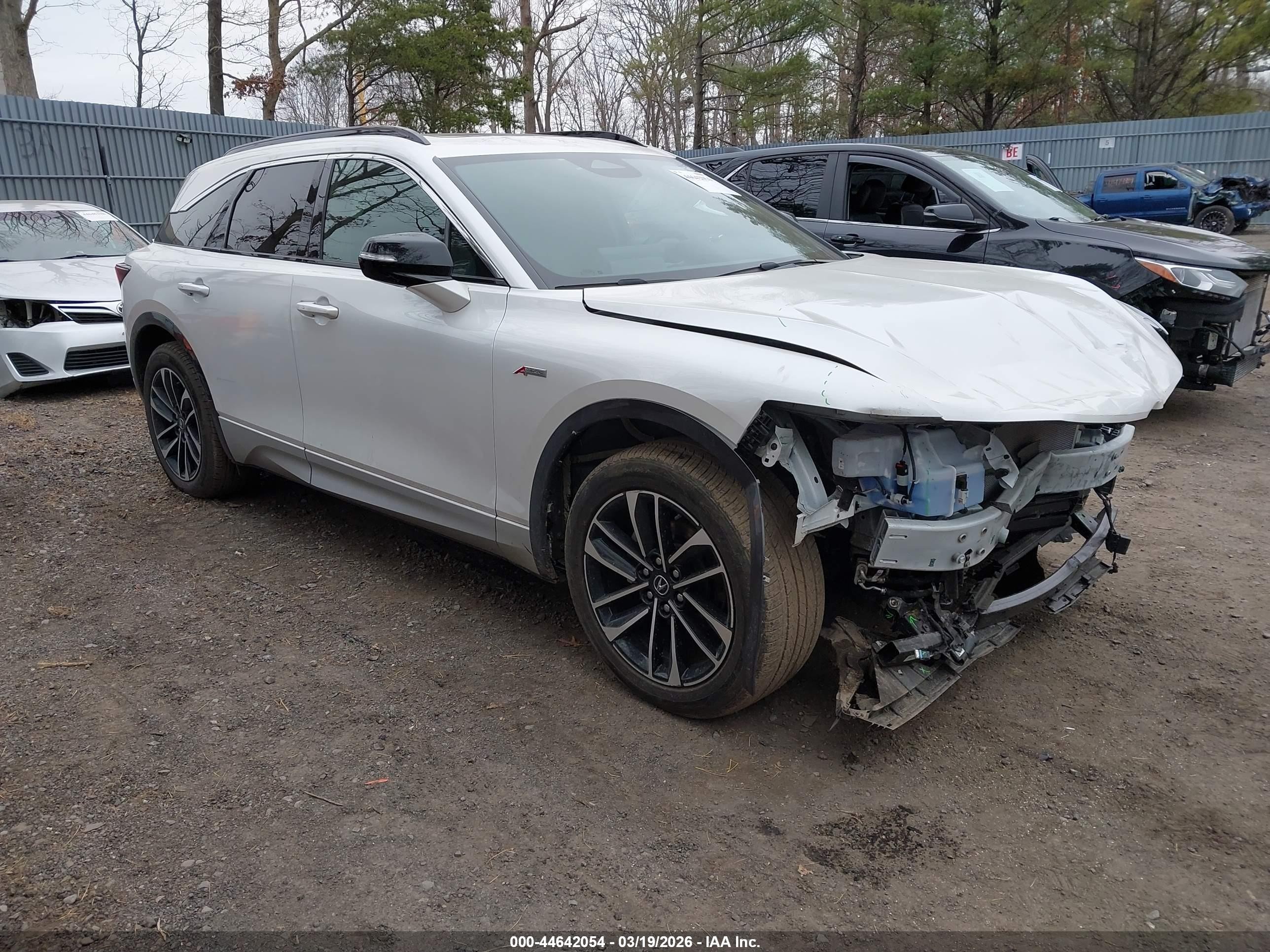 2024 Acura ZDX w/A-Spec Package, VIN 4W5KHNRL9RZ517207 — Front end