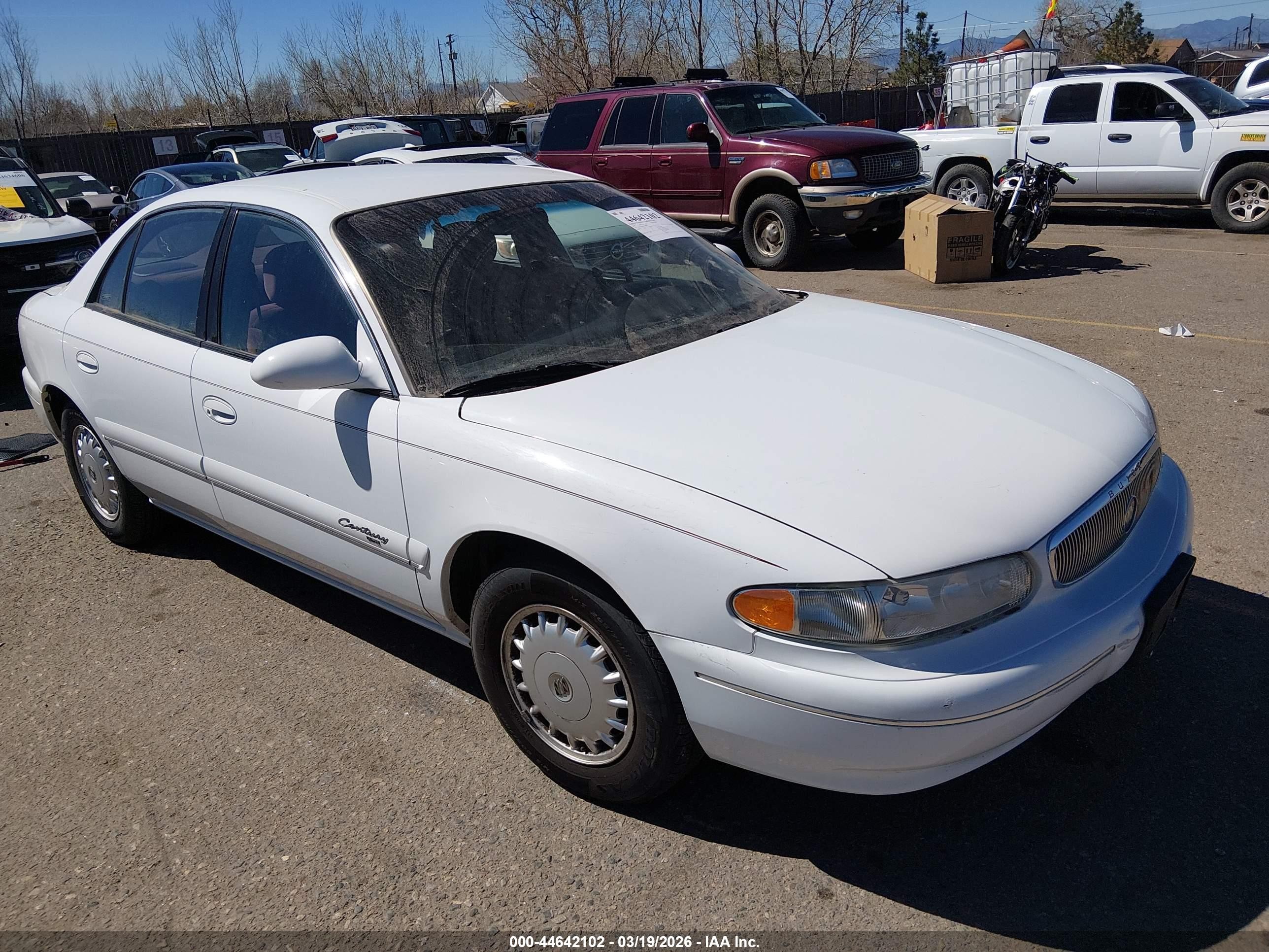1998 Buick Century Limited, VIN 2G4WY52M5W1473840 — Зад