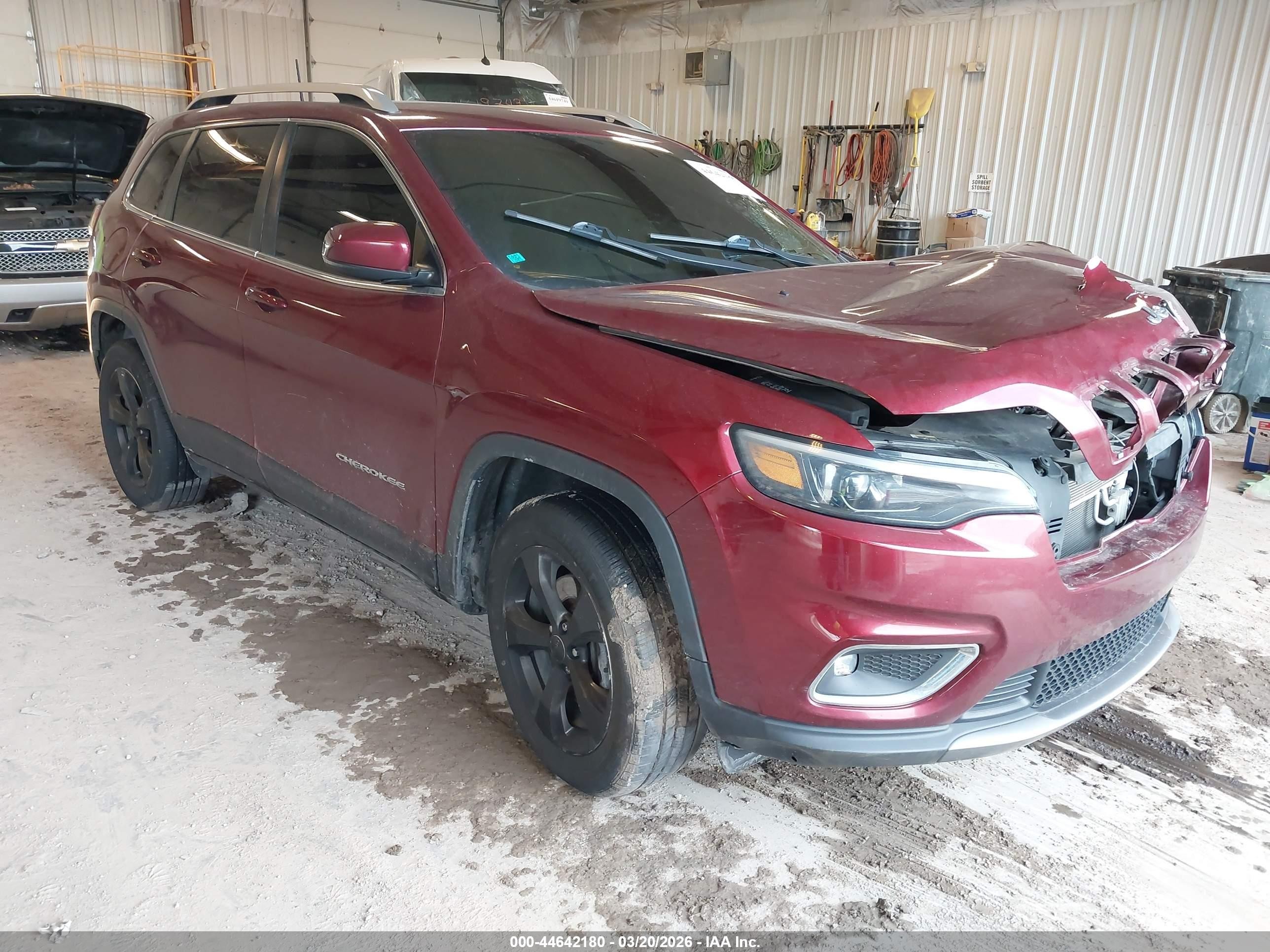 2019 Jeep Cherokee Limited, VIN 1C4PJMDX2KD230032 — Interior fire