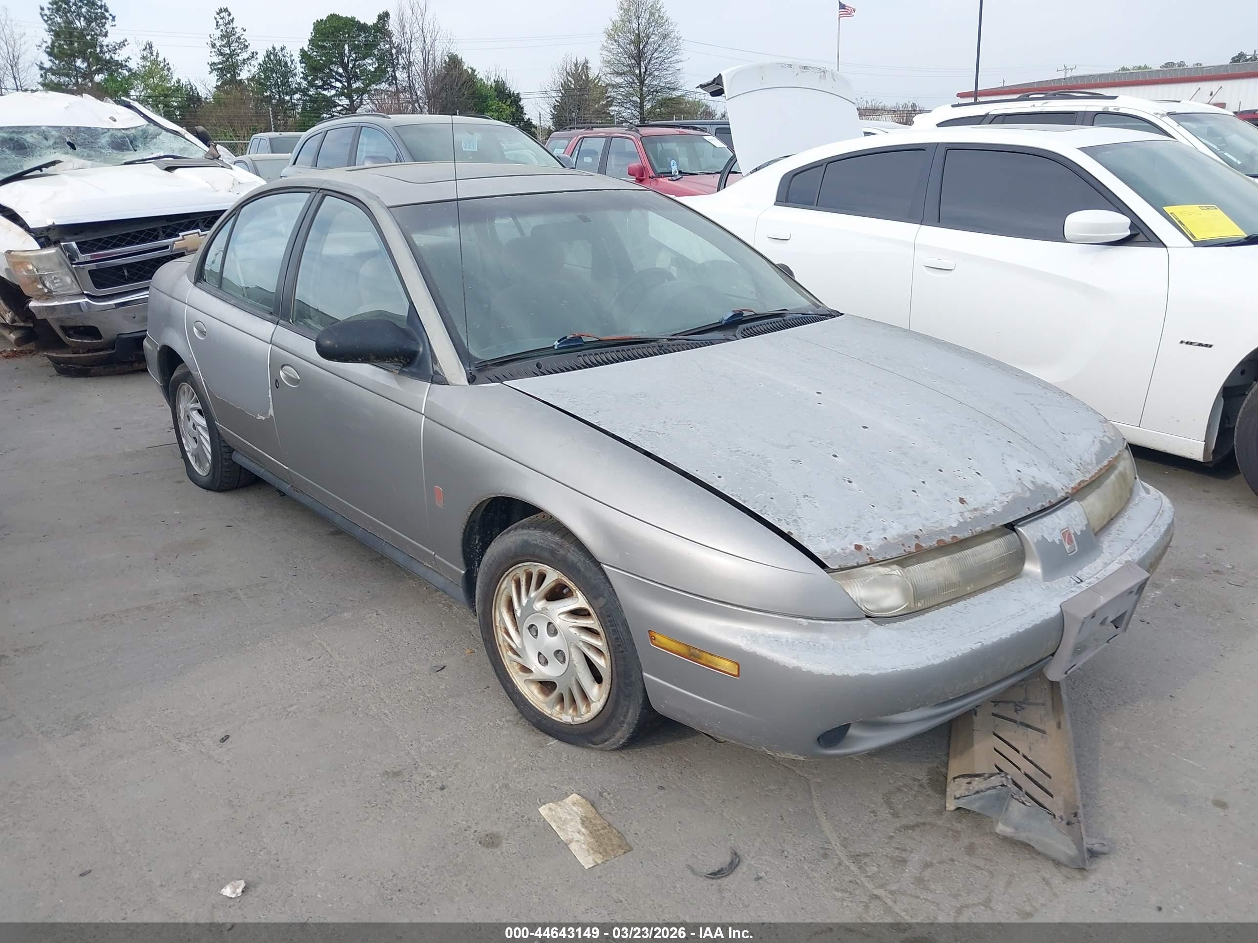 1998 Saturn SL, VIN 1G8ZJ5271WZ187470 — Normal wear