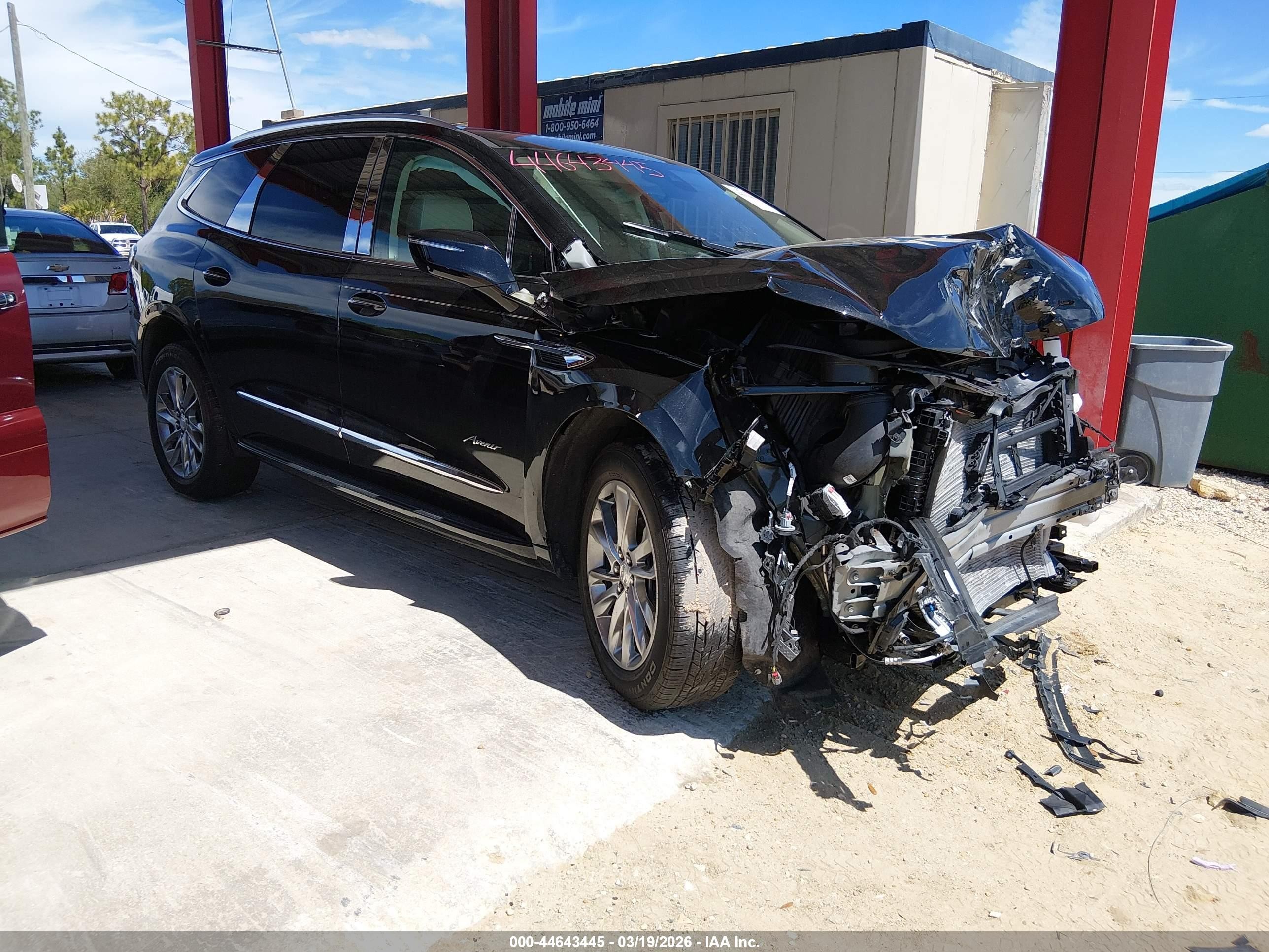 2022 Buick Enclave Avenir, VIN 5GAERDKW7NJ185350 — Auction photo
