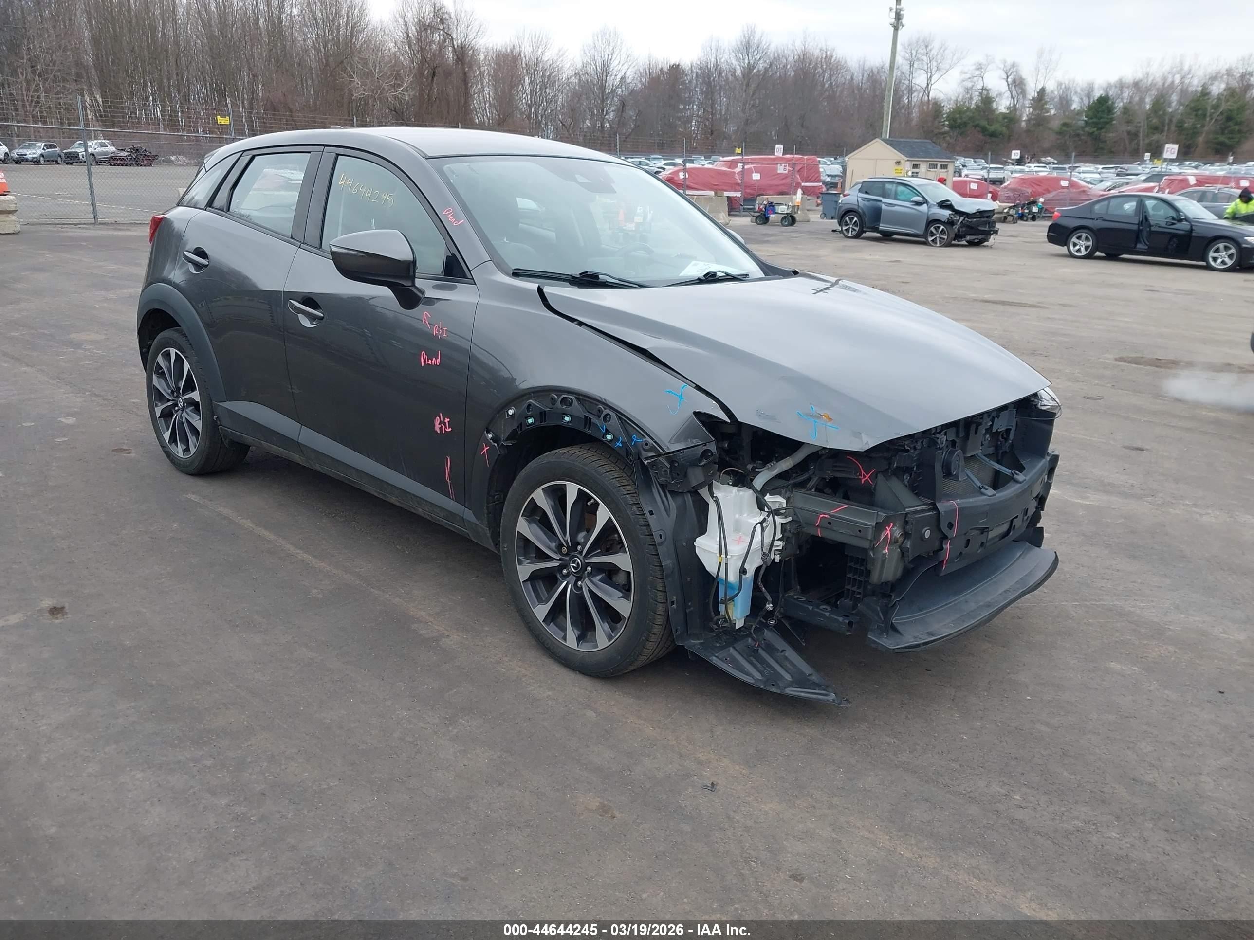2019 Mazda CX-3 Touring, VIN JM1DKFC78K0413357 — Front end