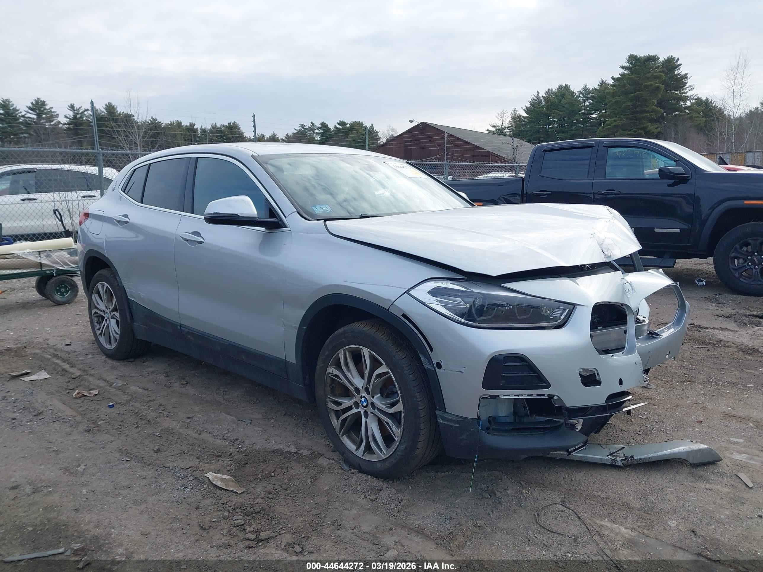 2022 BMW X2 xDrive28i, VIN WBXYJ1C06N5U24619 — Перед