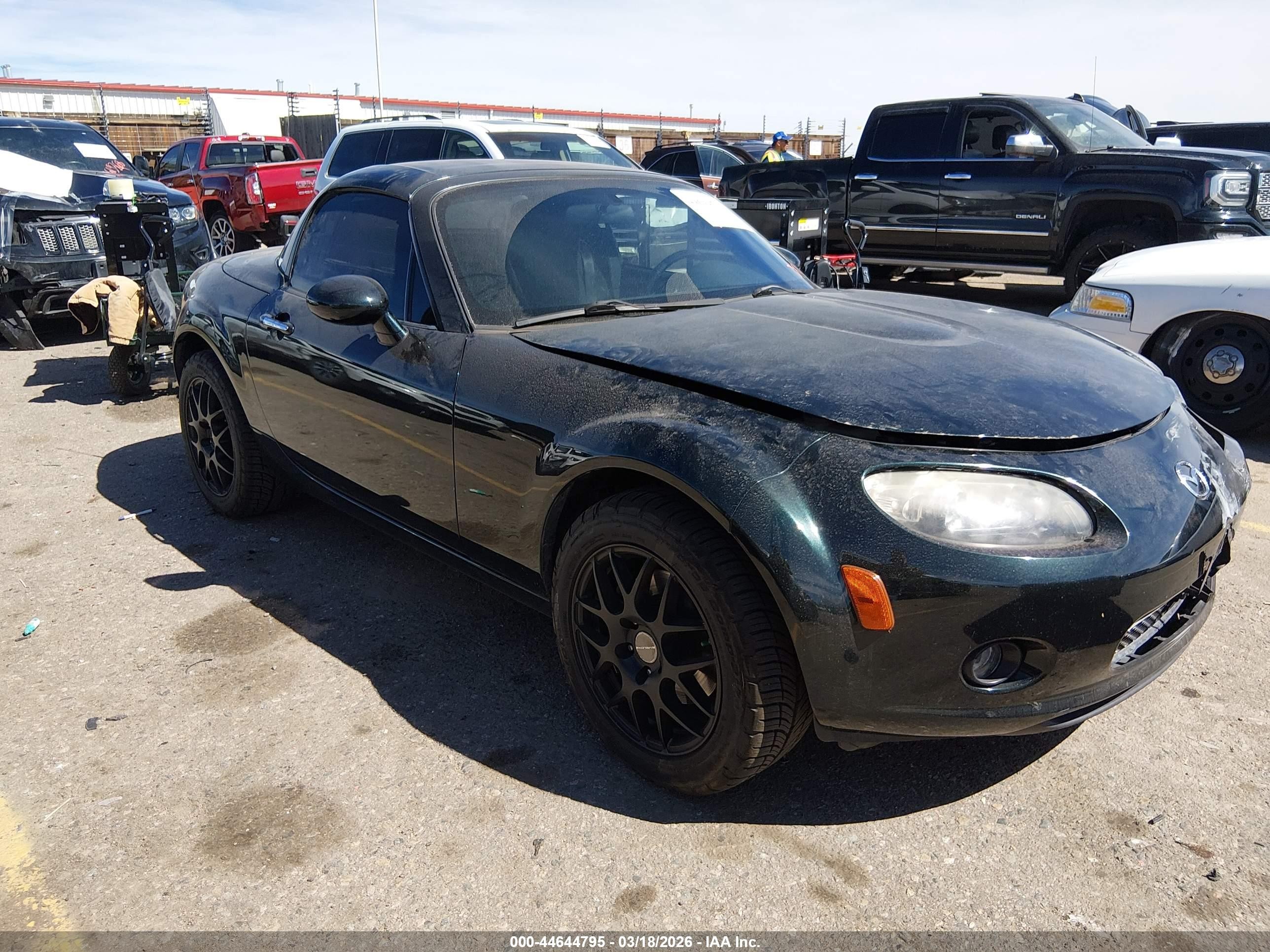 2008 Mazda MX-5 Miata Grand Touring, VIN JM1NC26F380144576 — Front end
