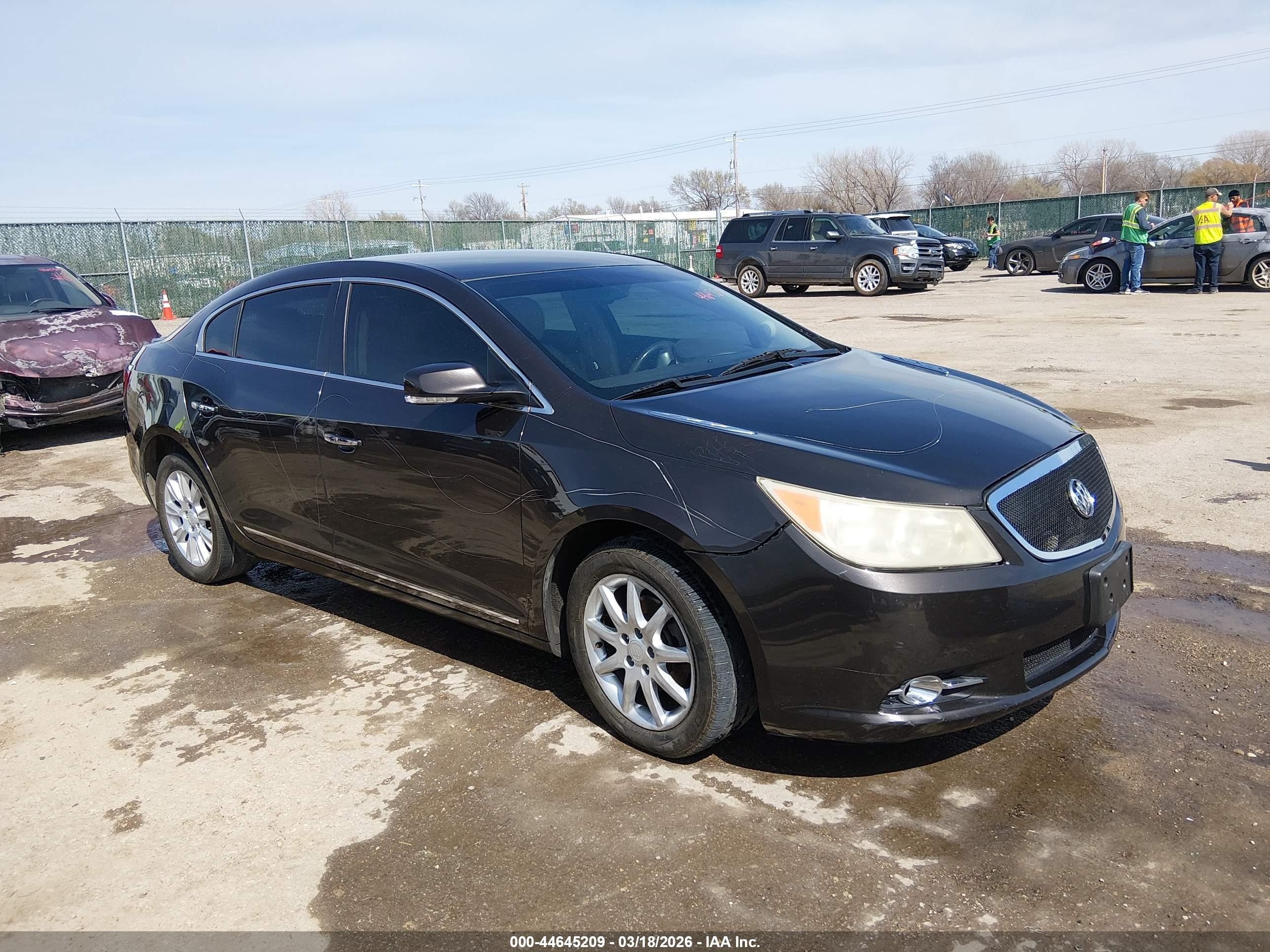 2013 Buick LaCrosse Leather, VIN 1G4GC5ERXDF185182 — Vandalism