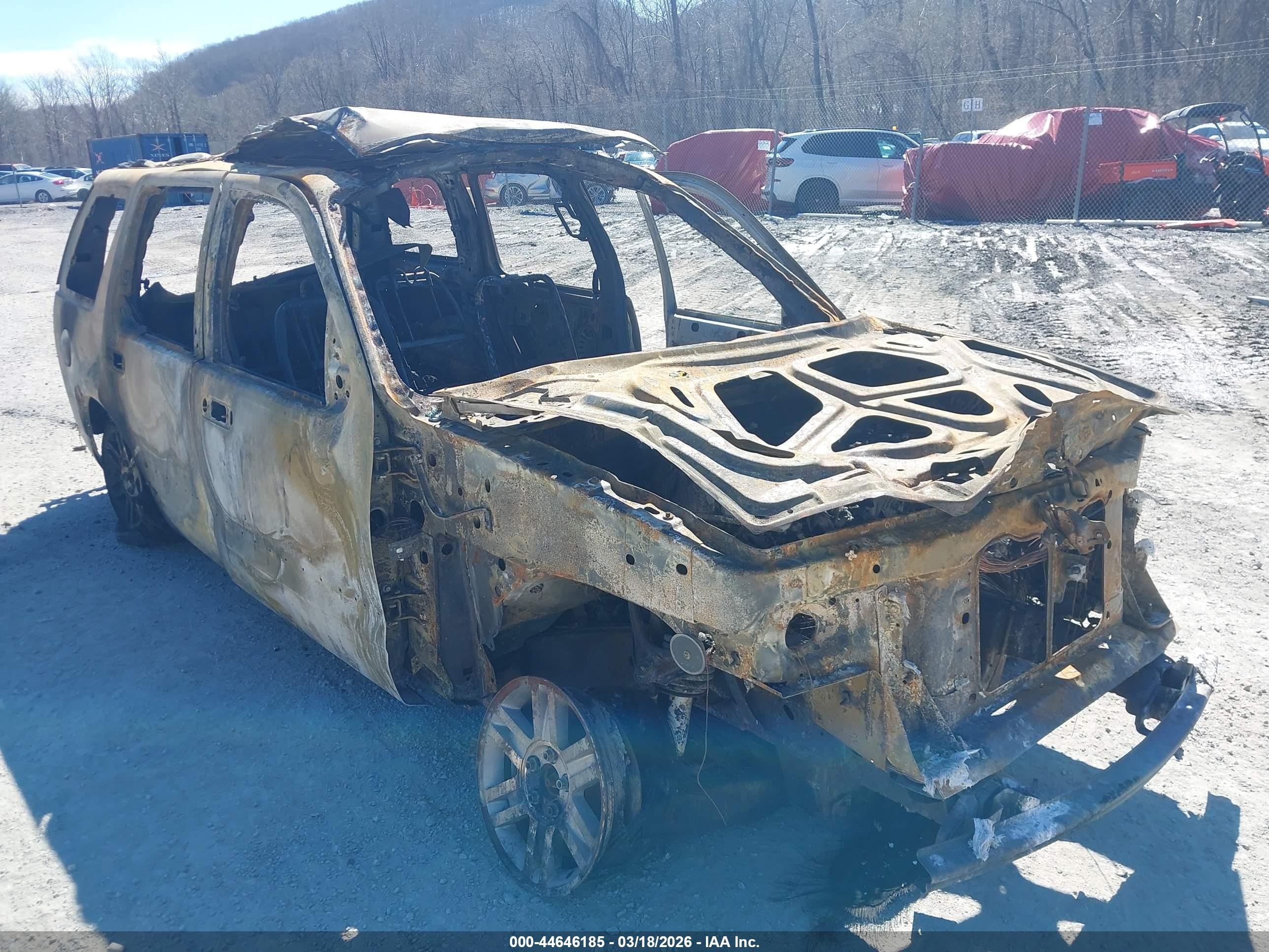 2003 Mercury Mountaineer Convenience, VIN 4M2ZU86K73UJ21120 — Burn