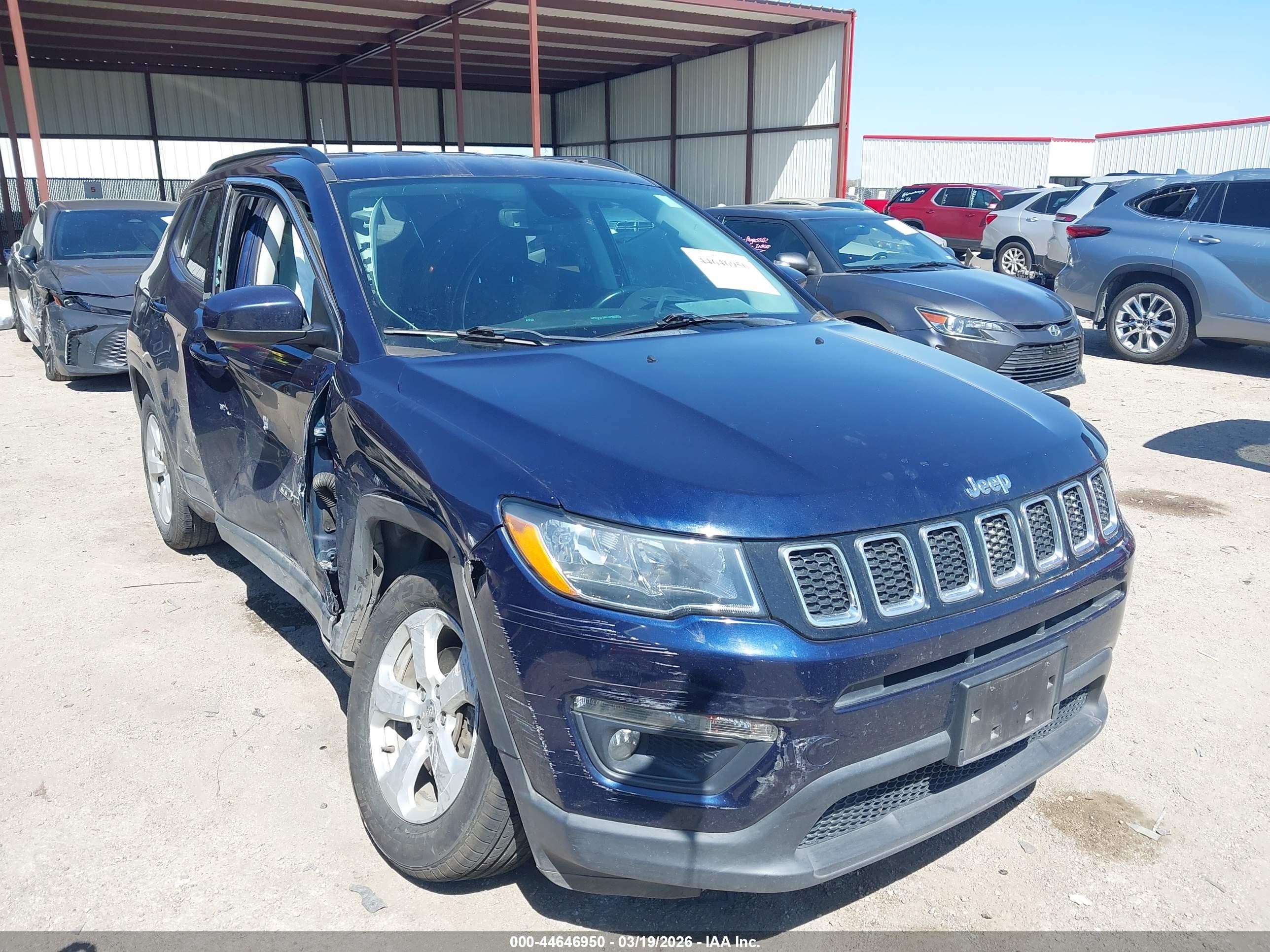 2020 Jeep Compass Latitude, VIN 3C4NJCBB6LT121092 — Side